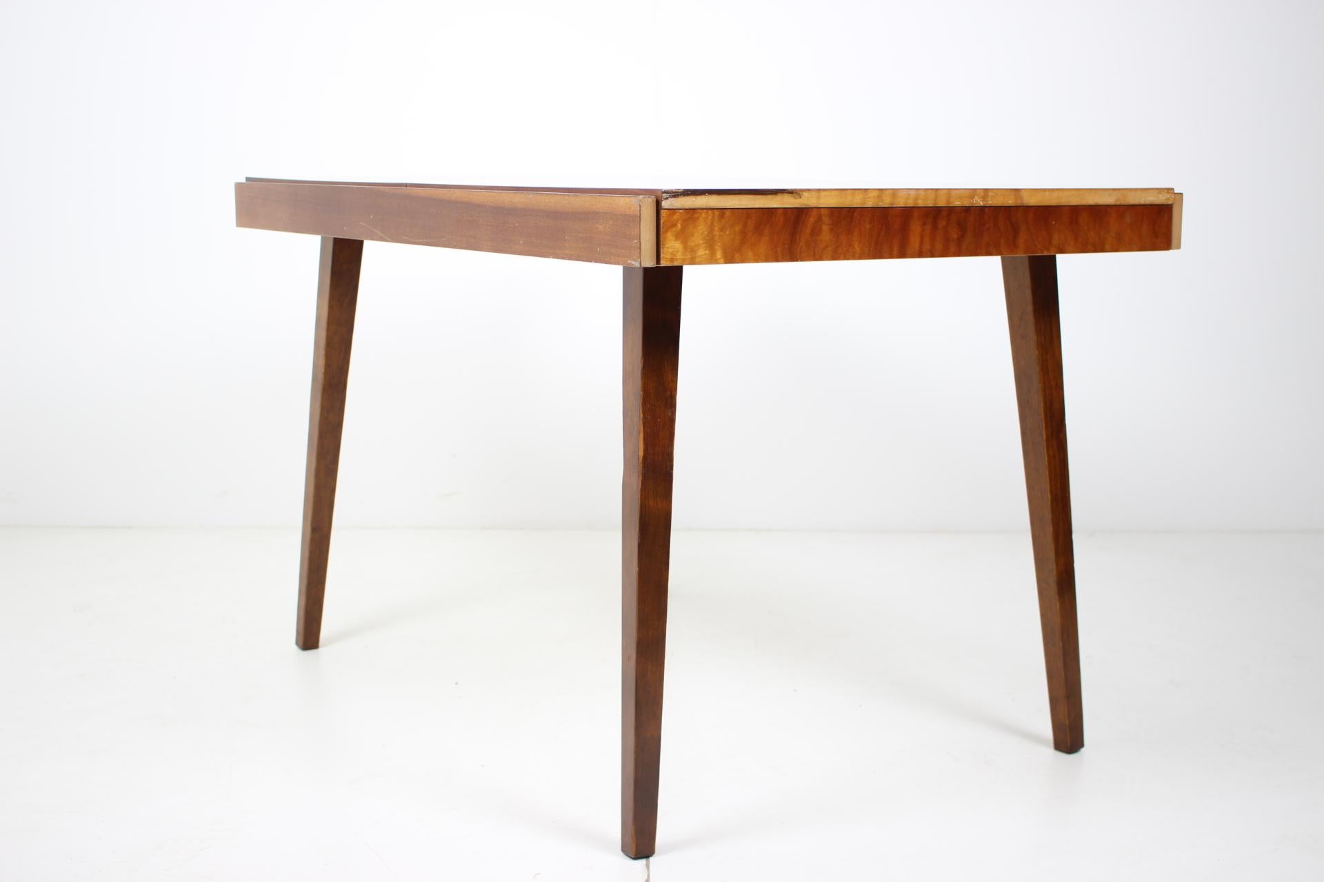 Midcentury Dining Table or Jitona, 1980s In Good Condition For Sale In Praha, CZ