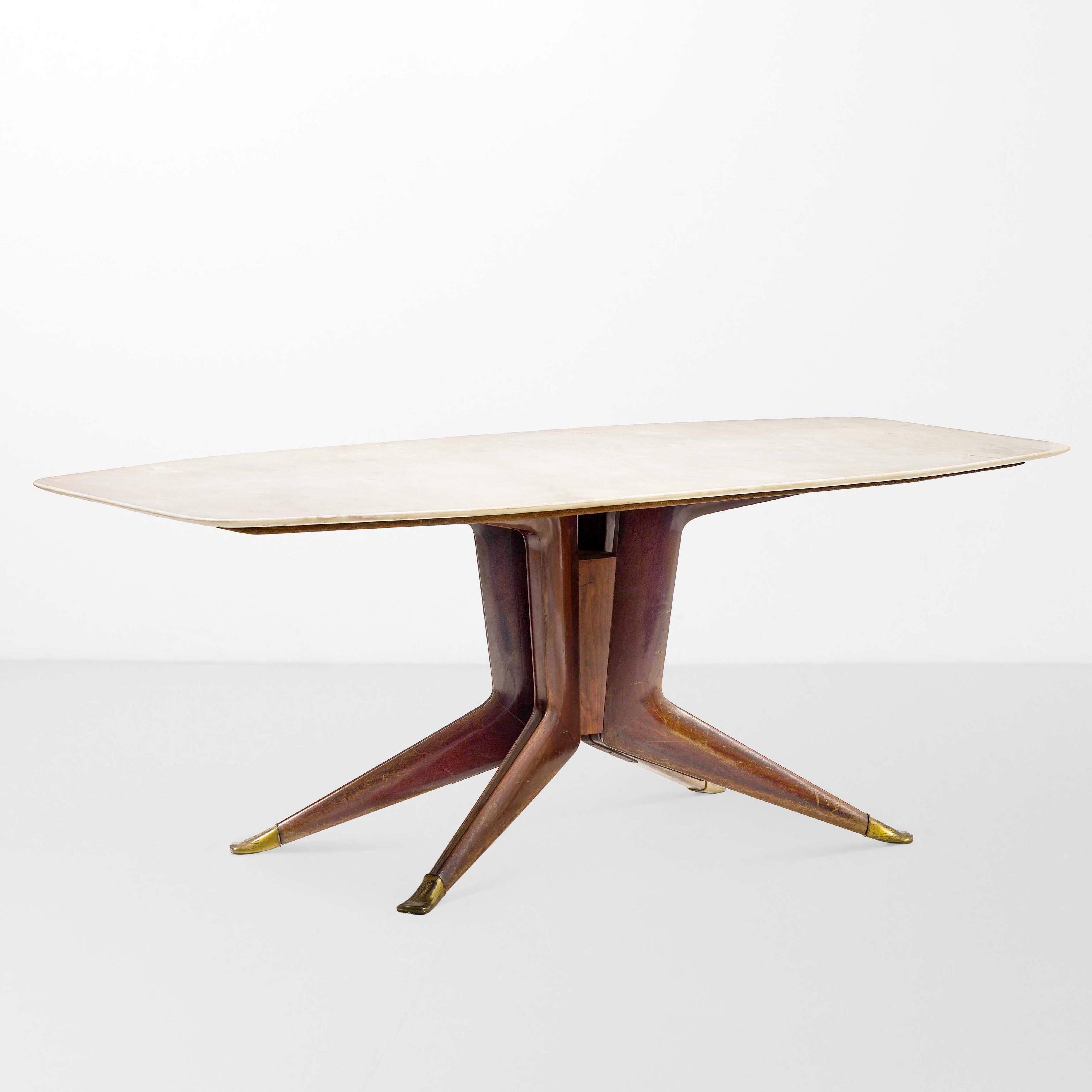 Mesa de comedor de mediados de siglo con tablero de mármol blanco Atrib. a Ico Parisi Años 50 Moderno de mediados de siglo en venta