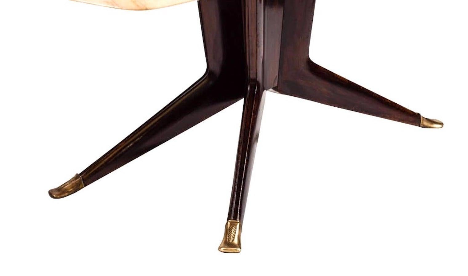 Mesa de comedor de mediados de siglo con tablero de mármol blanco Atrib. a Ico Parisi Años 50 en Excelente estado para la venta en Rome, IT