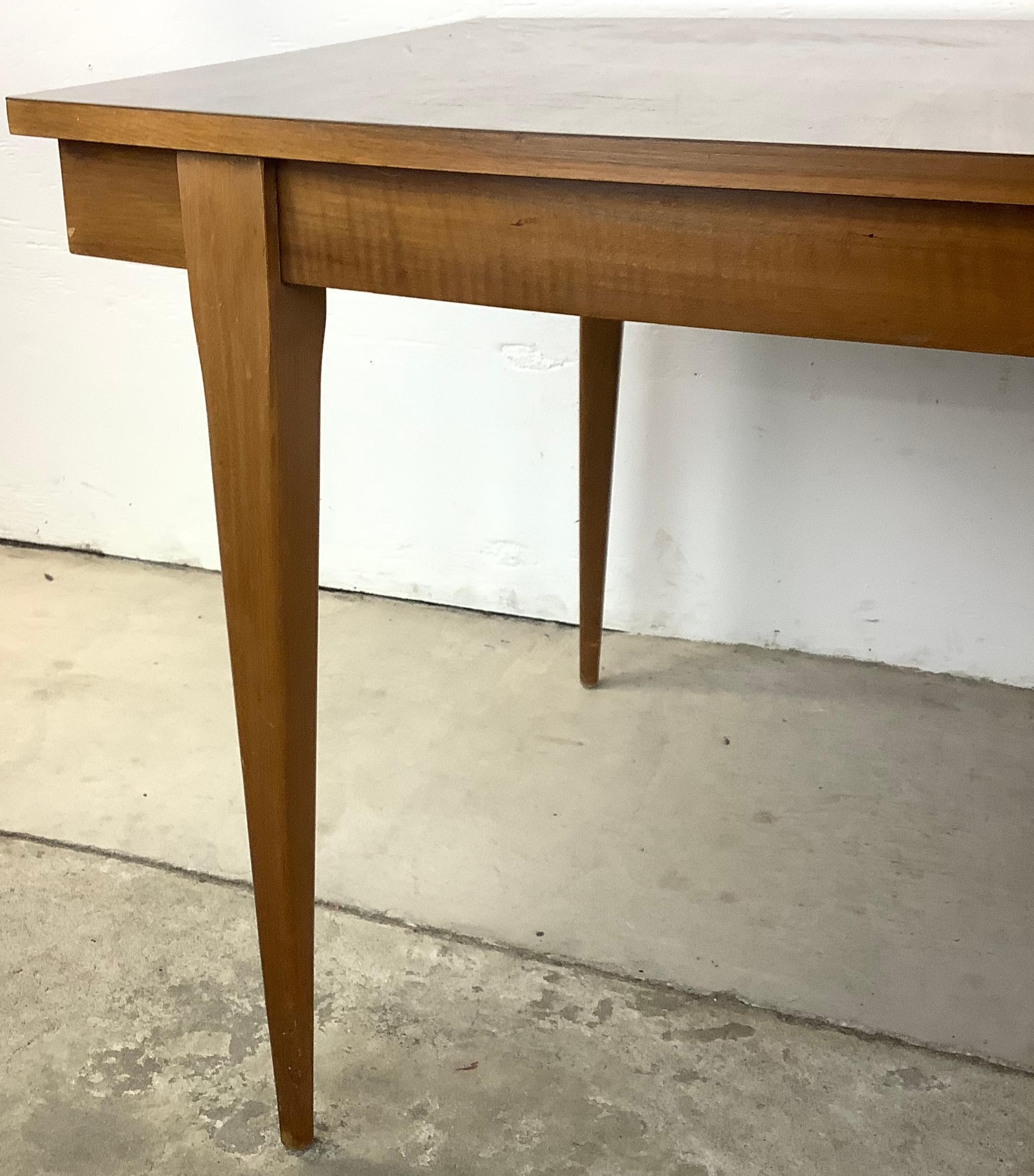 Mid-Century Dining Table With Leaf For Sale 5