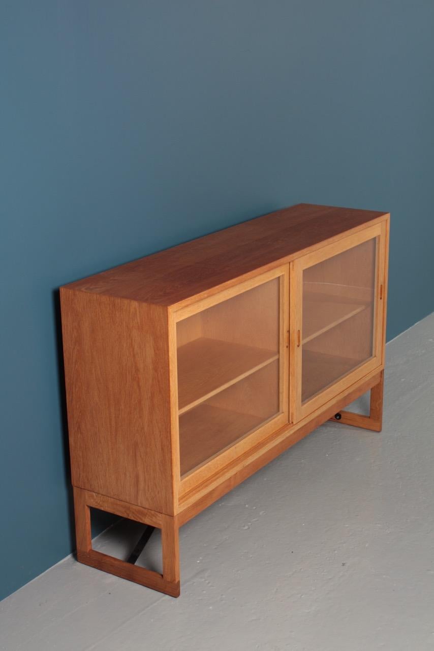 Mid-20th Century Midcentury Display Cabinet in Oak by Børge Mogensen, Swedish Modern 1960s