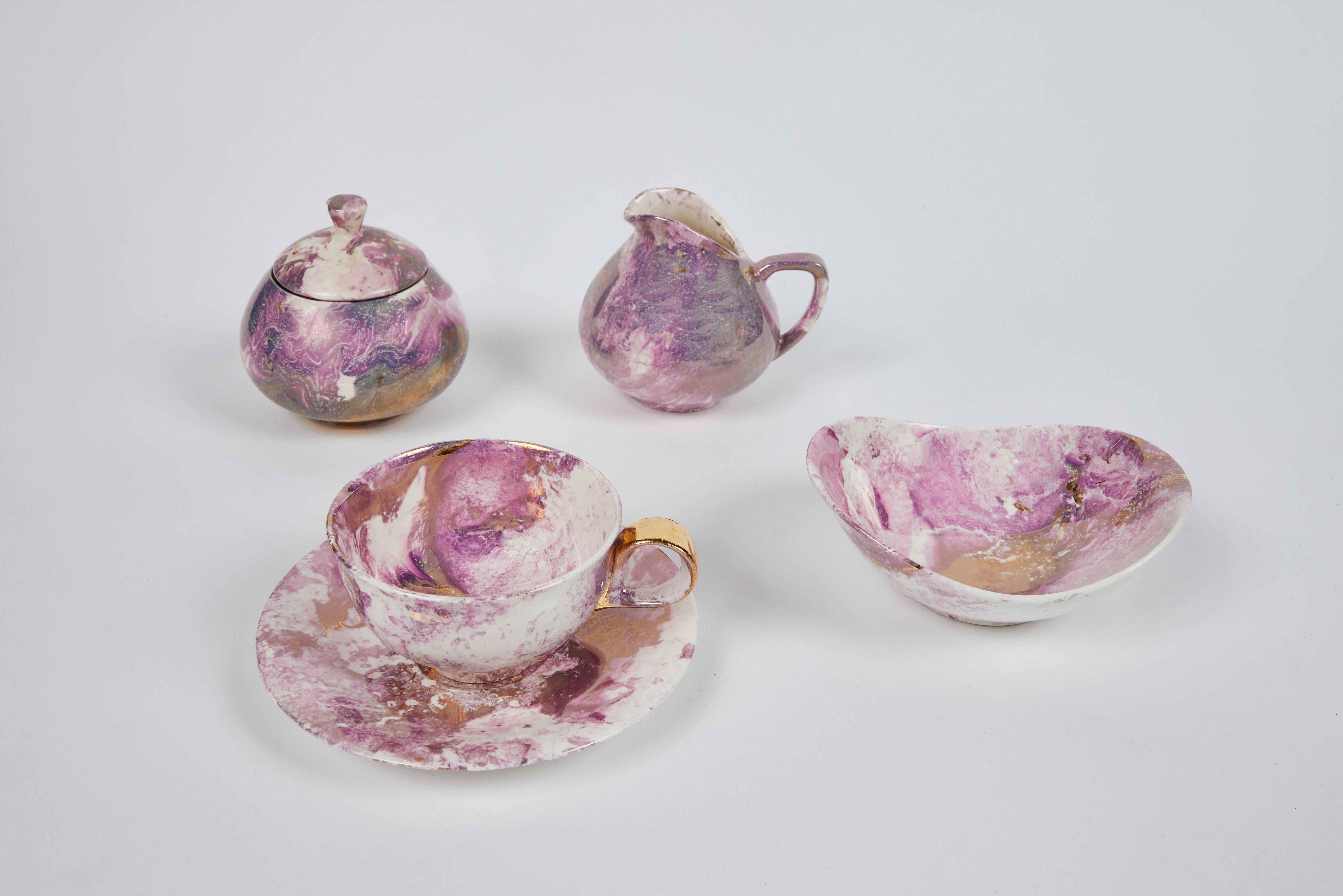 Mid-century Dixie Rett (Coral Gables) ceramic dishes are decorated with a mauve pink and gold marbled glaze with a rich luster finish and gold glazed wide handles.

Dessert bowl 6