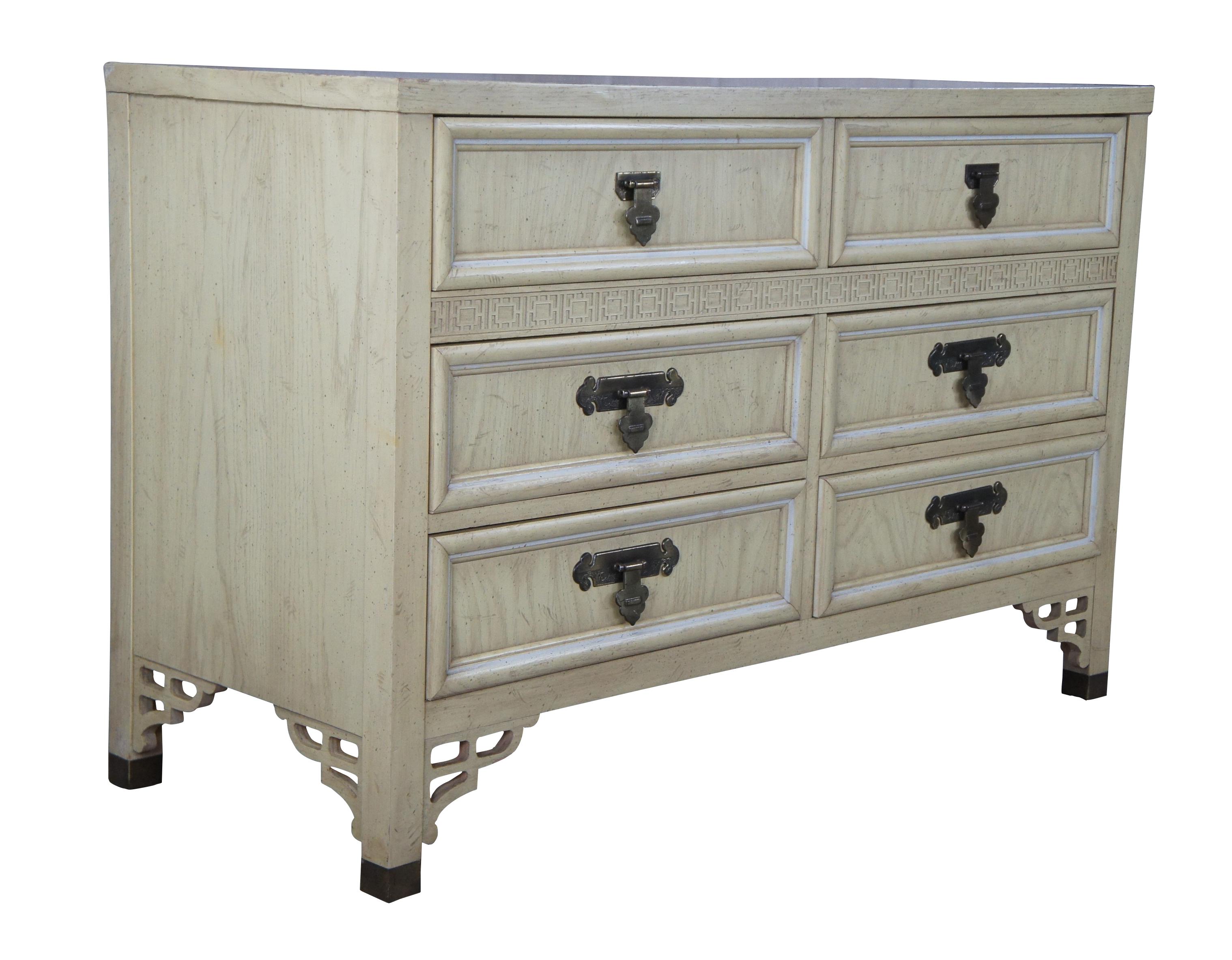 dixie campaigner dresser