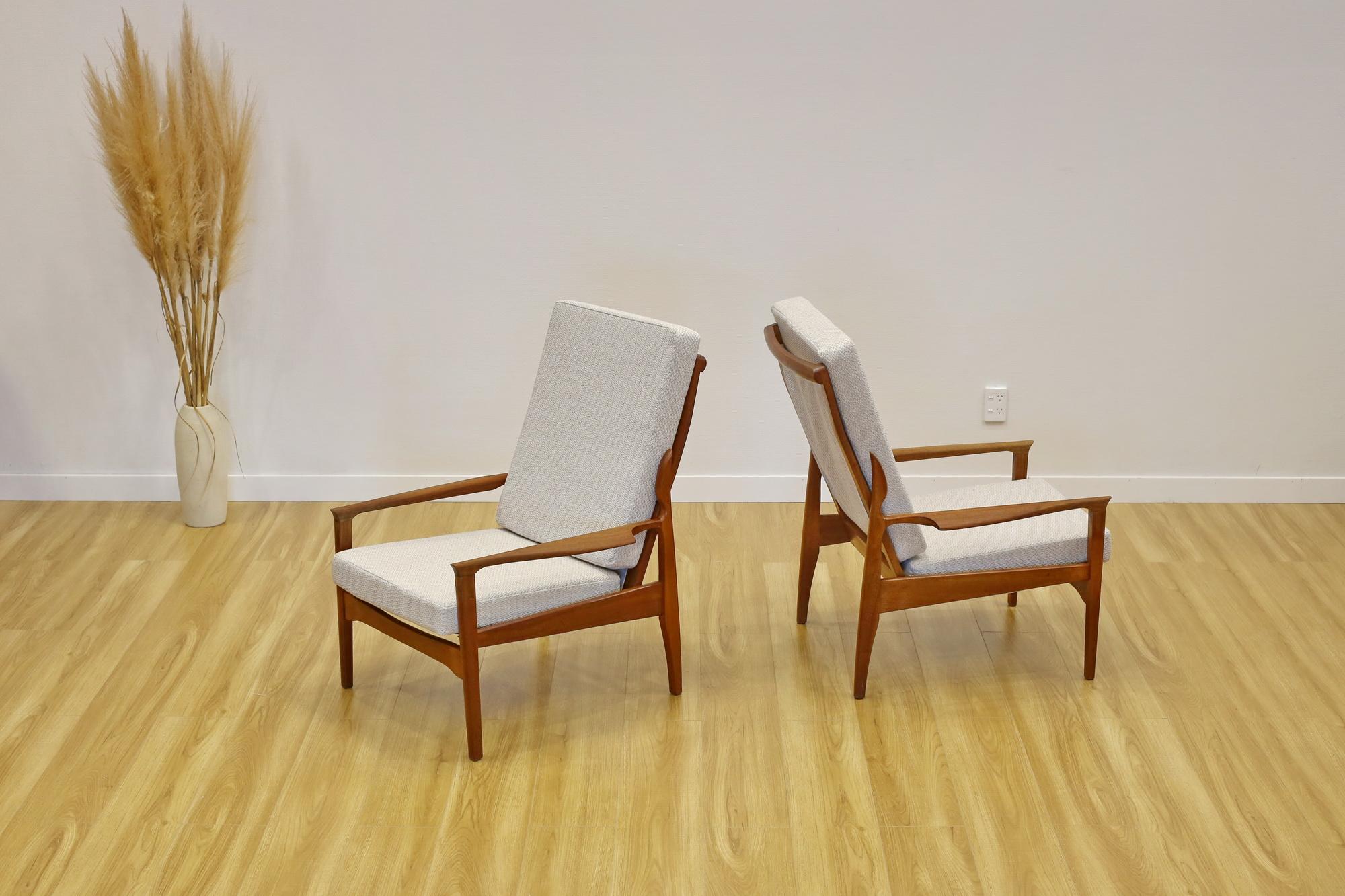 Mid Century Don Narvic armchairs x 2. New upholstery For Sale 4