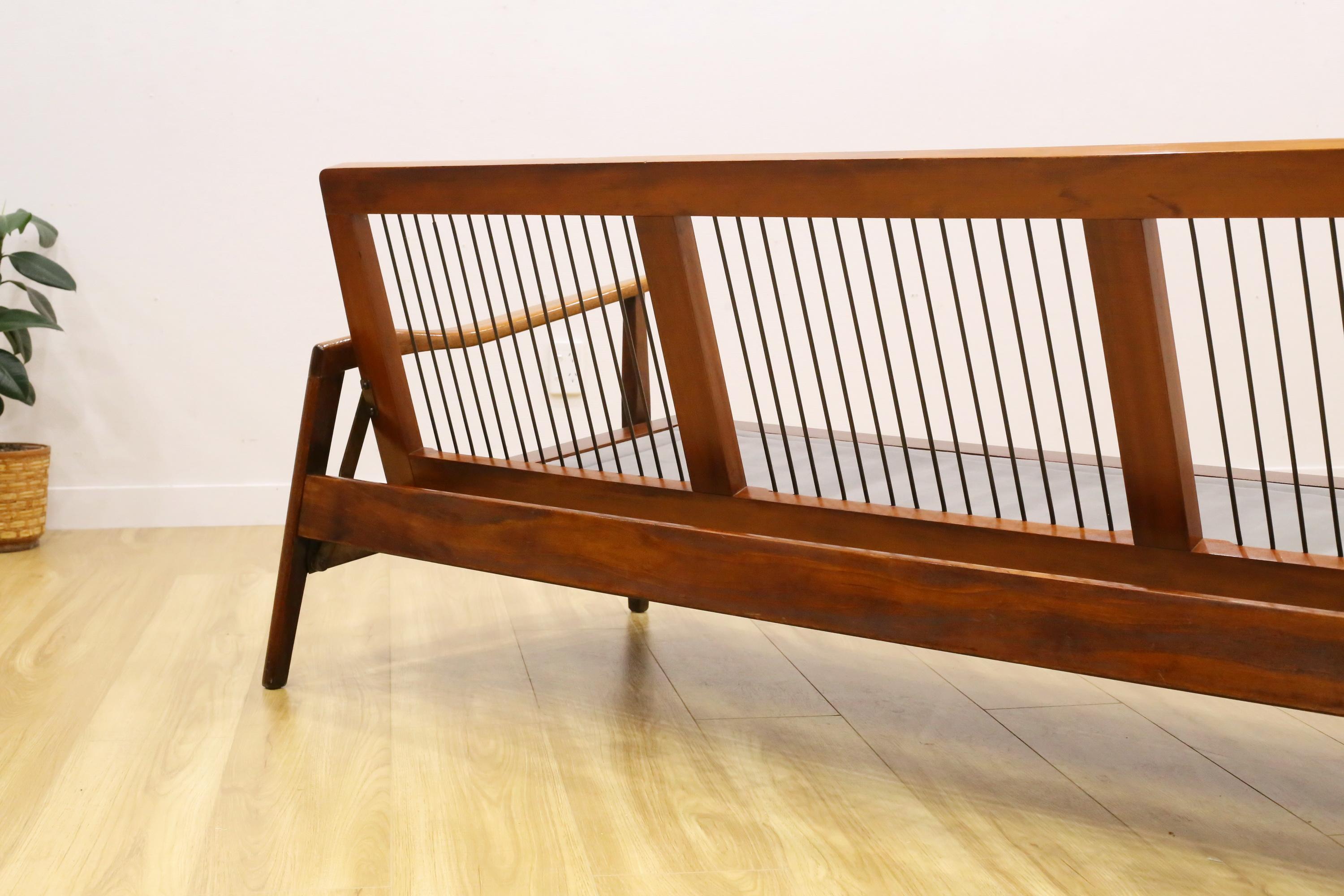 Wood Mid Century Don Princess Daybed For Sale
