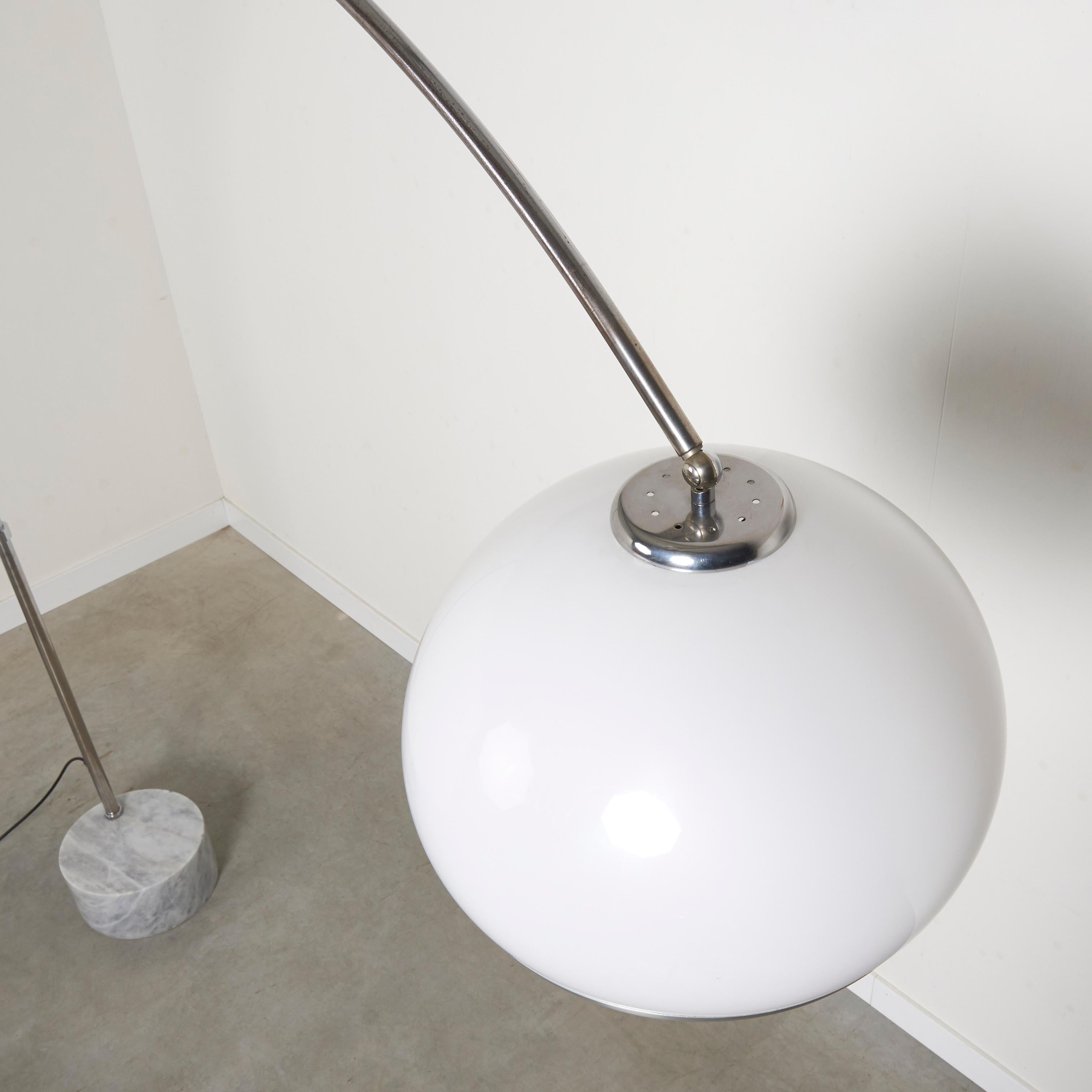 Mid Century Dorée arc floor lamp by Guzzini, Italy 1960s For Sale 5