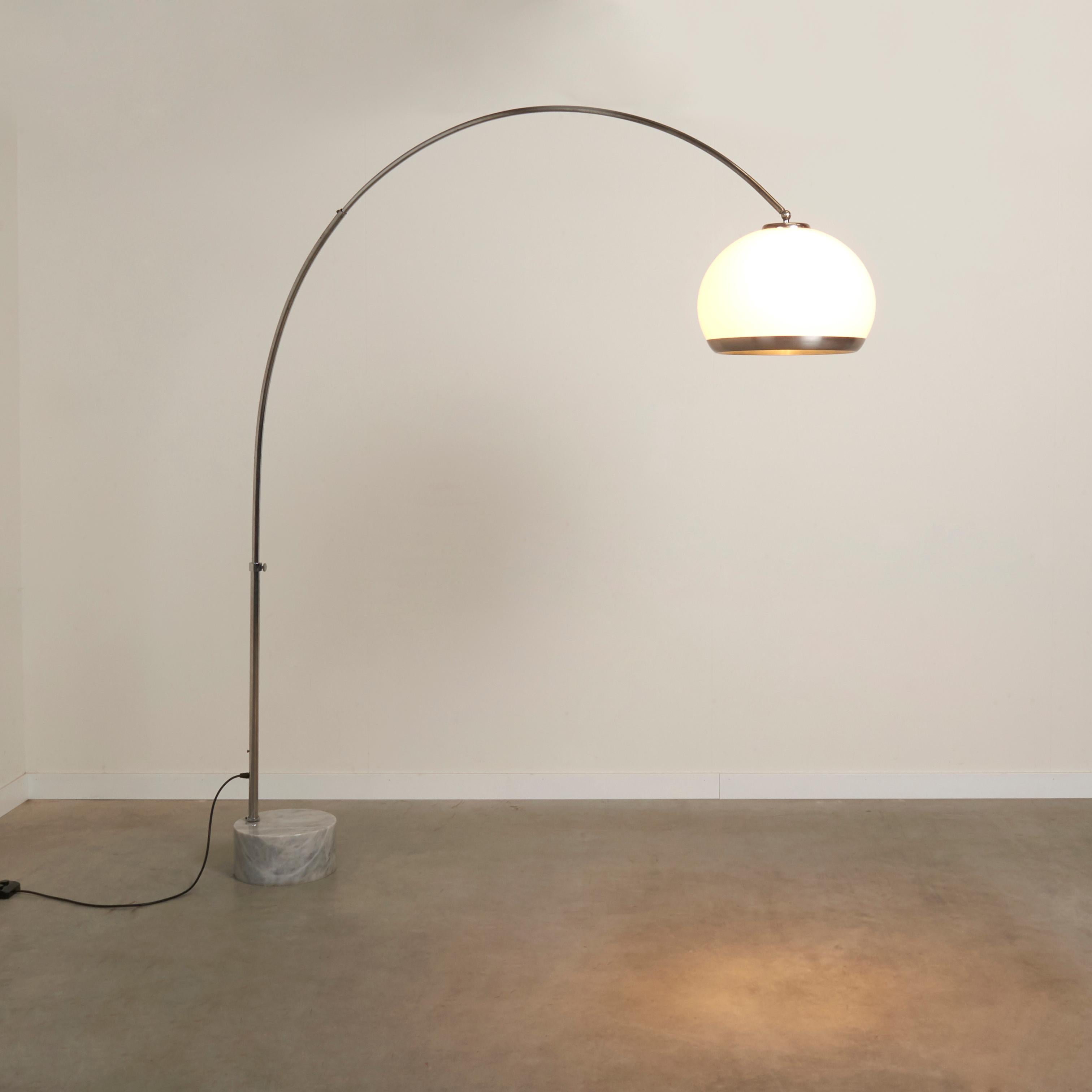 Mid-Century Modern Mid Century Dorée arc floor lamp by Guzzini, Italy 1960s For Sale