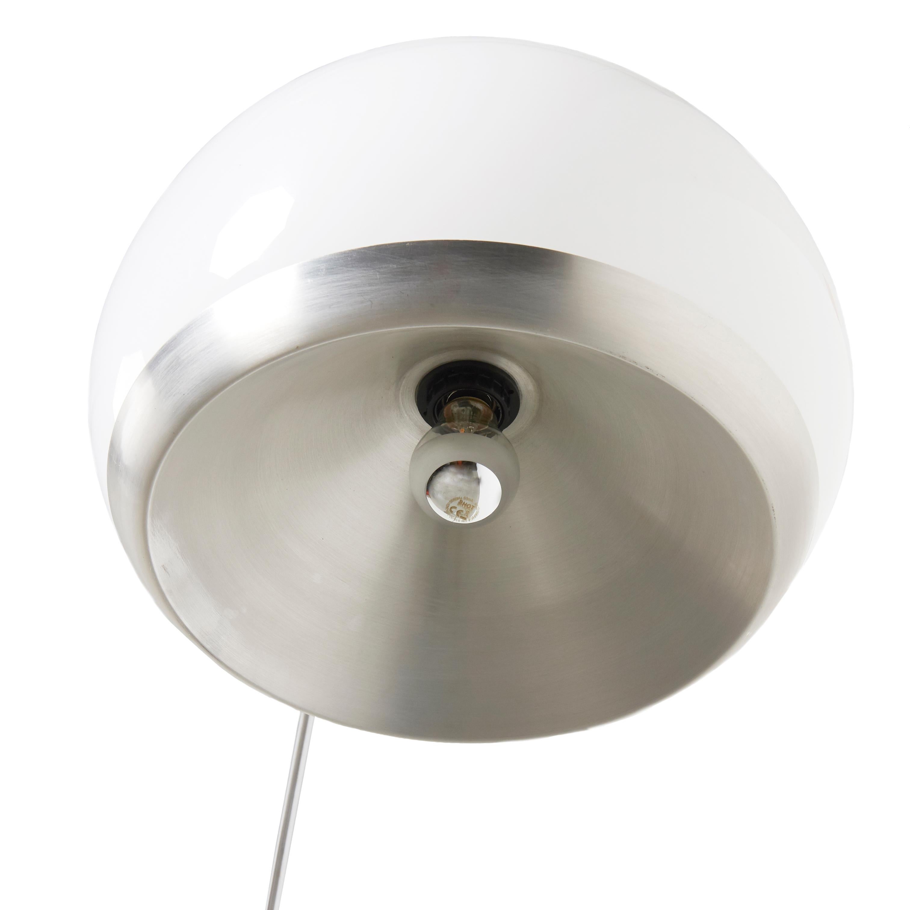 Mid Century Dorée arc floor lamp by Guzzini, Italy 1960s For Sale 2