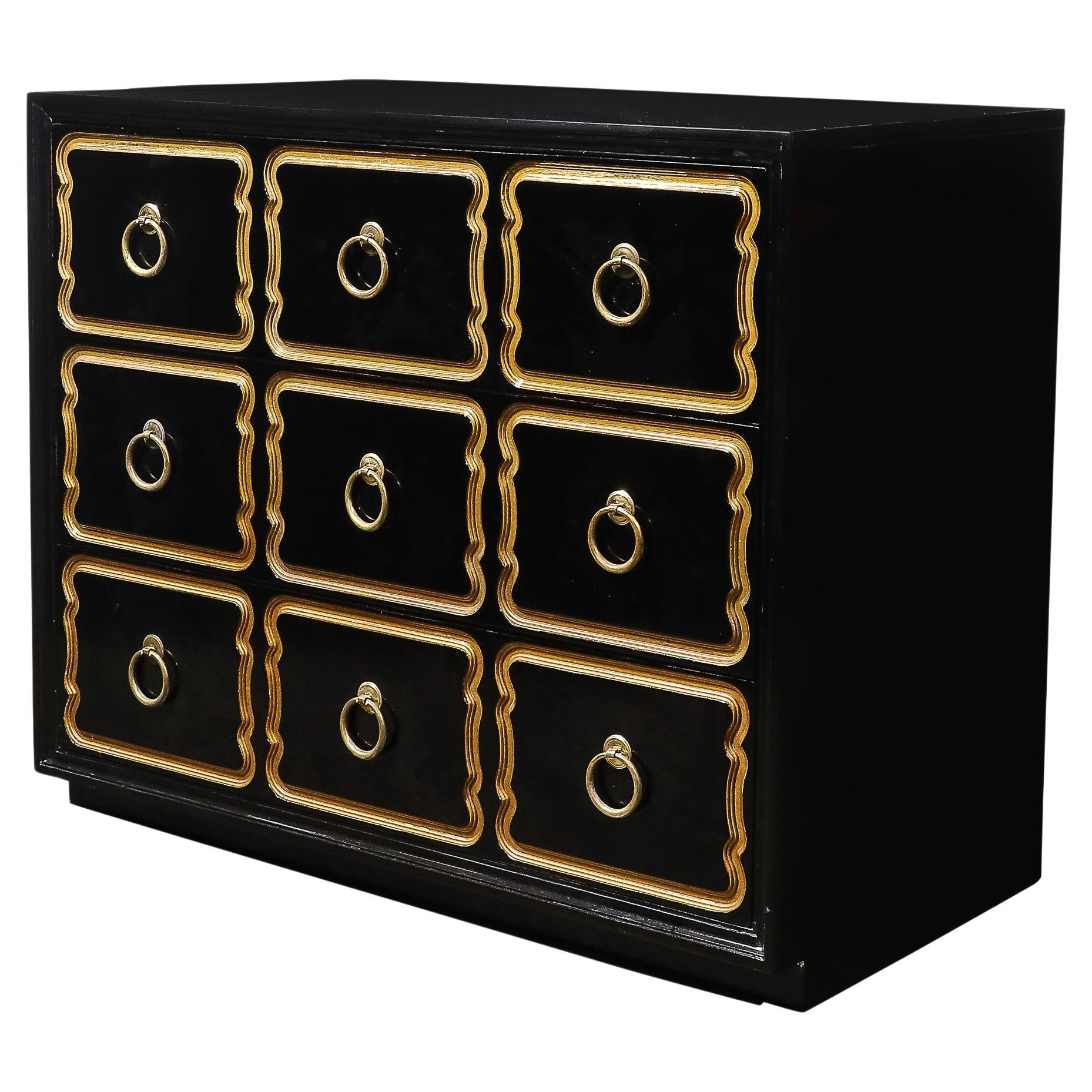 Cómoda Dorothy Draper de mediados de siglo para España en dorado y lacado negro
