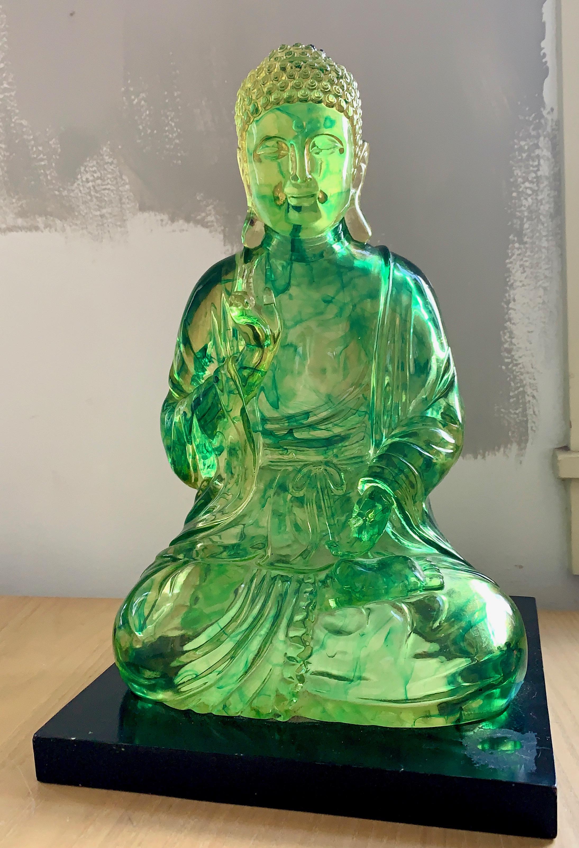 Mid-Century Modern Midcentury Dorothy Thorpe Lucite Citrine Gautama Buddha Lotus Sculpture, 1960s