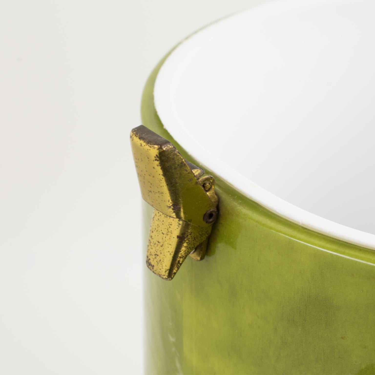 Seau à glace en cuir PVC vert pour bar à deux étages du milieu du siècle en vente 4