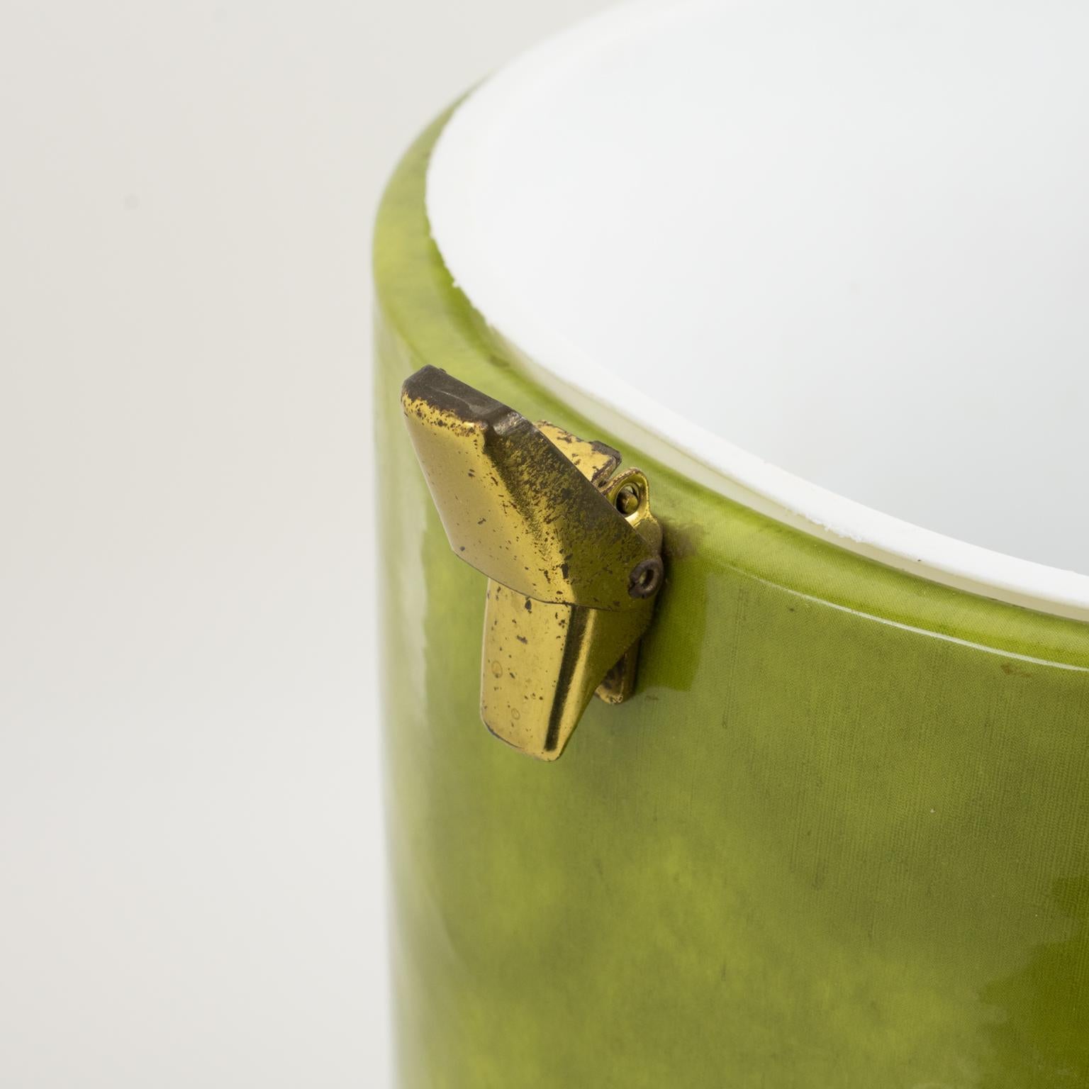 Seau à glace en cuir PVC vert pour bar à deux étages du milieu du siècle en vente 6