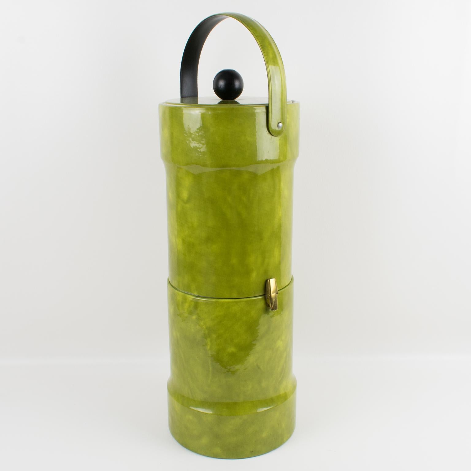 Seau à glace en cuir PVC vert pour bar à deux étages du milieu du siècle en vente 9