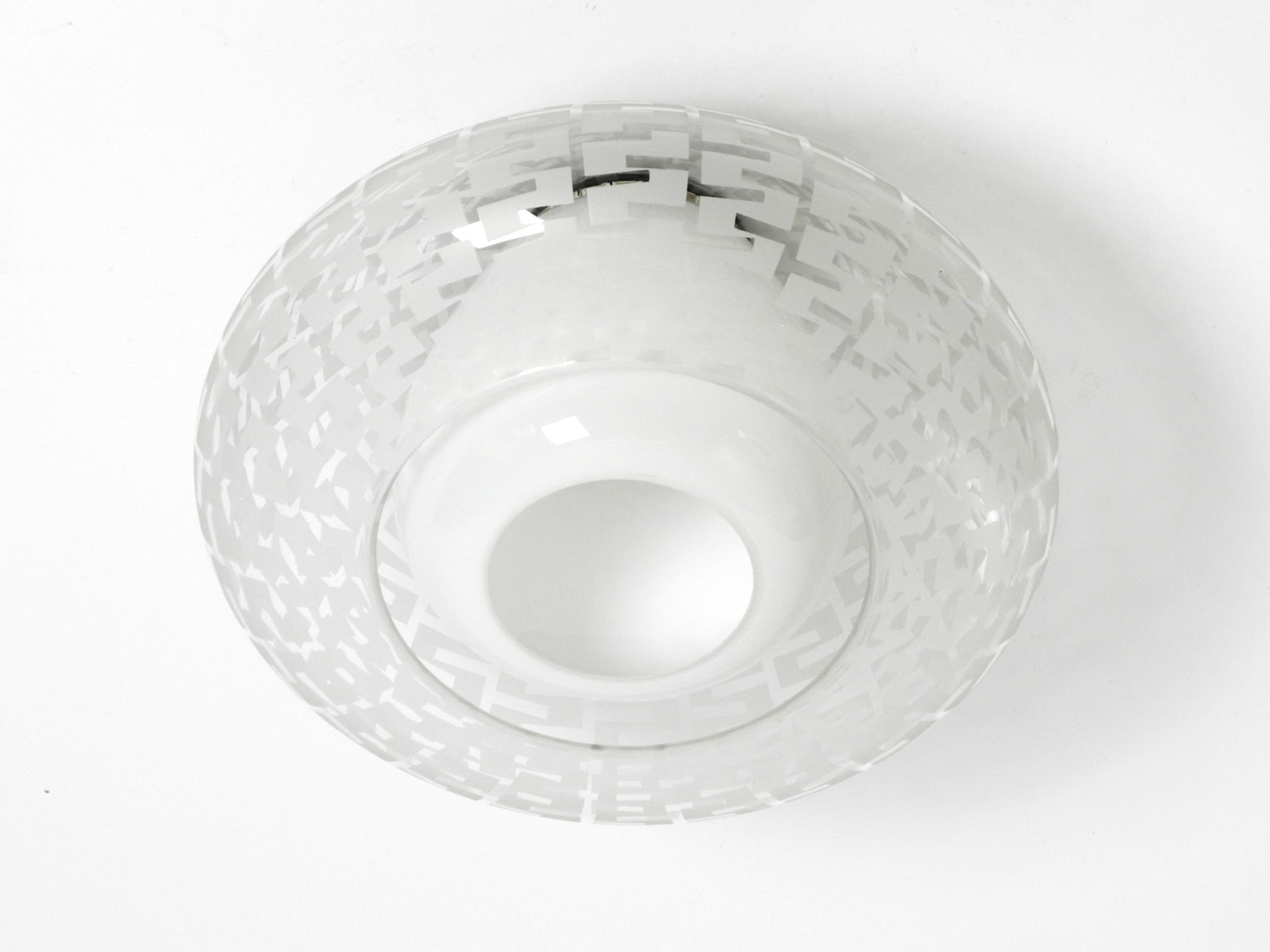 Lampada da soffitto in vetro doppio di metà secolo di Wilhelm Wagenfeld per Peill & Putzler in vendita 6