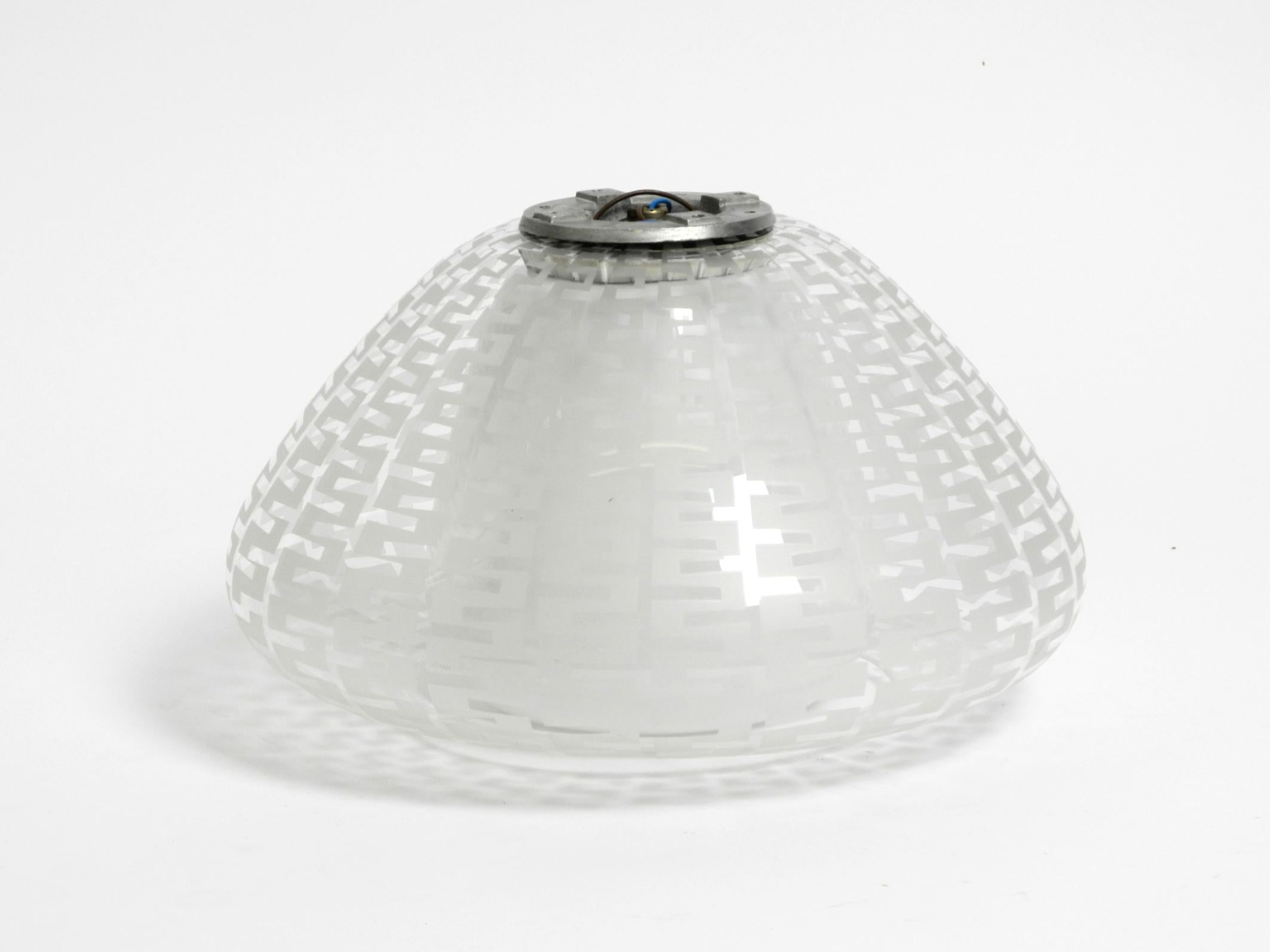 Metà XX secolo Lampada da soffitto in vetro doppio di metà secolo di Wilhelm Wagenfeld per Peill & Putzler in vendita