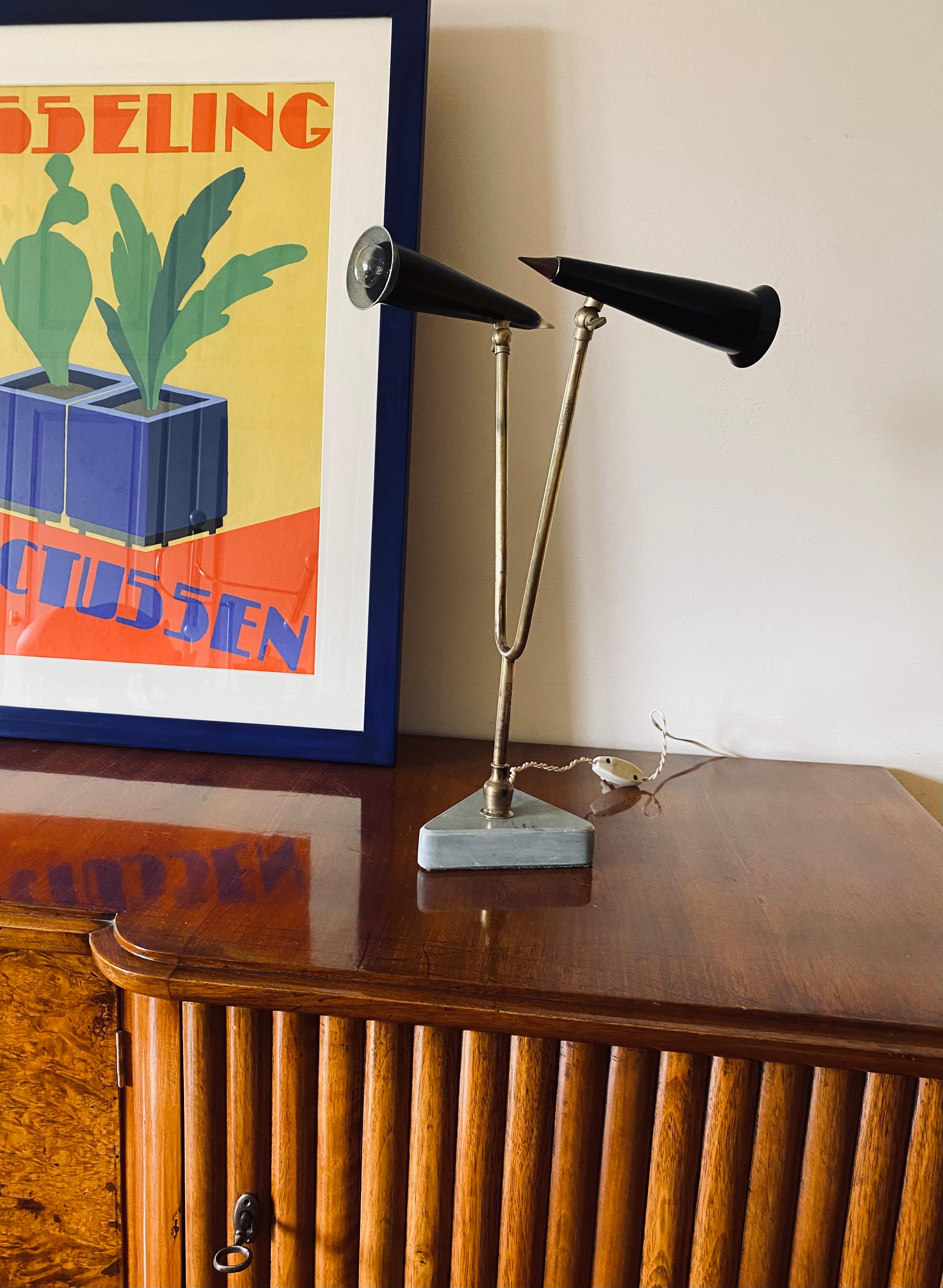 Mid-Century Modern Lampe de table à double lumière du milieu du siècle, Italie 1960 en vente