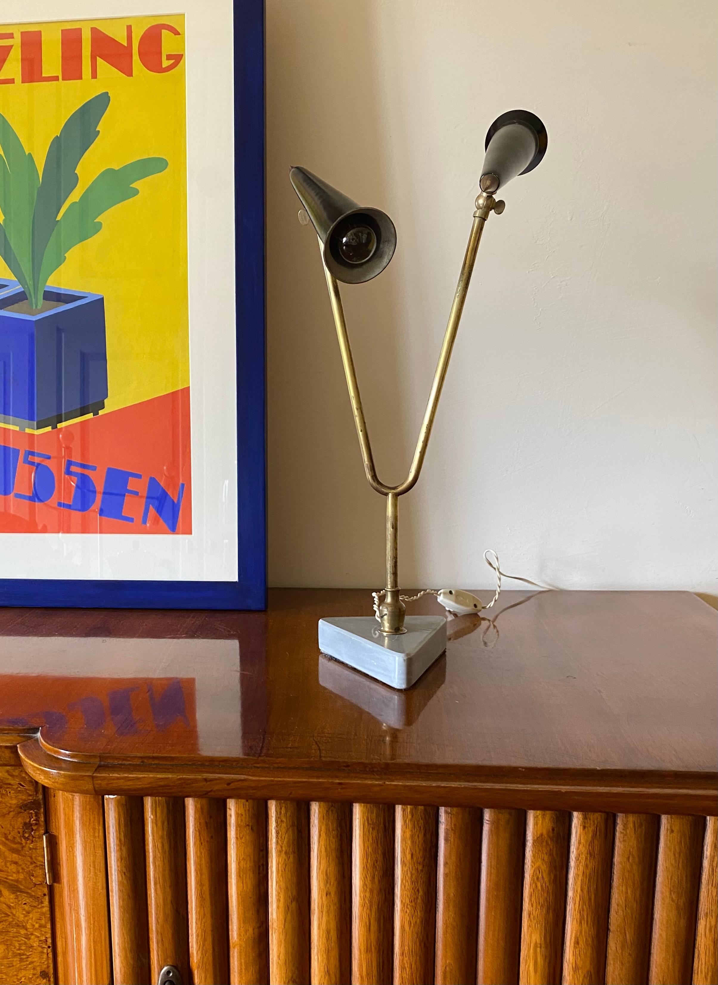 Mid-20th Century Lampe de table à double lumière du milieu du siècle, Italie 1960 en vente