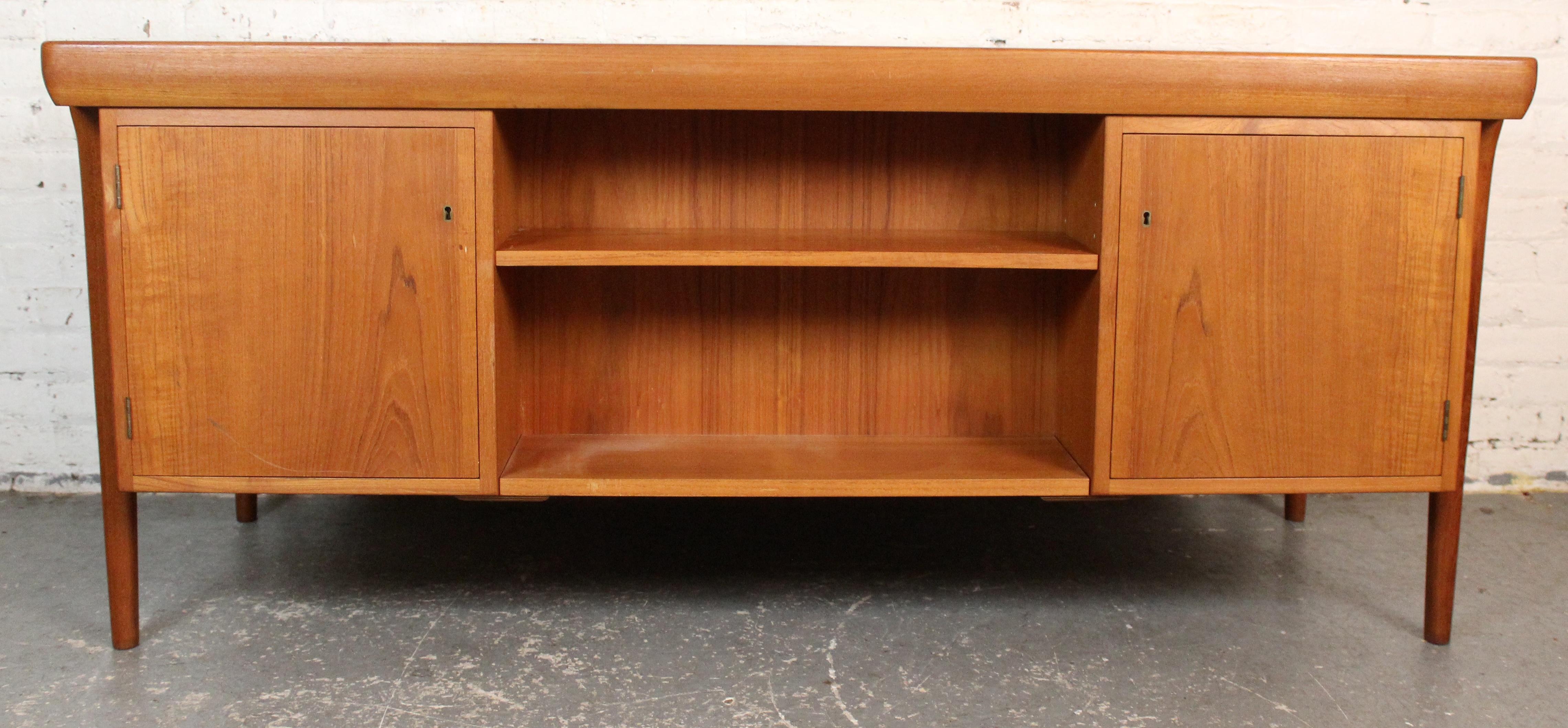 Bureau double en teck 