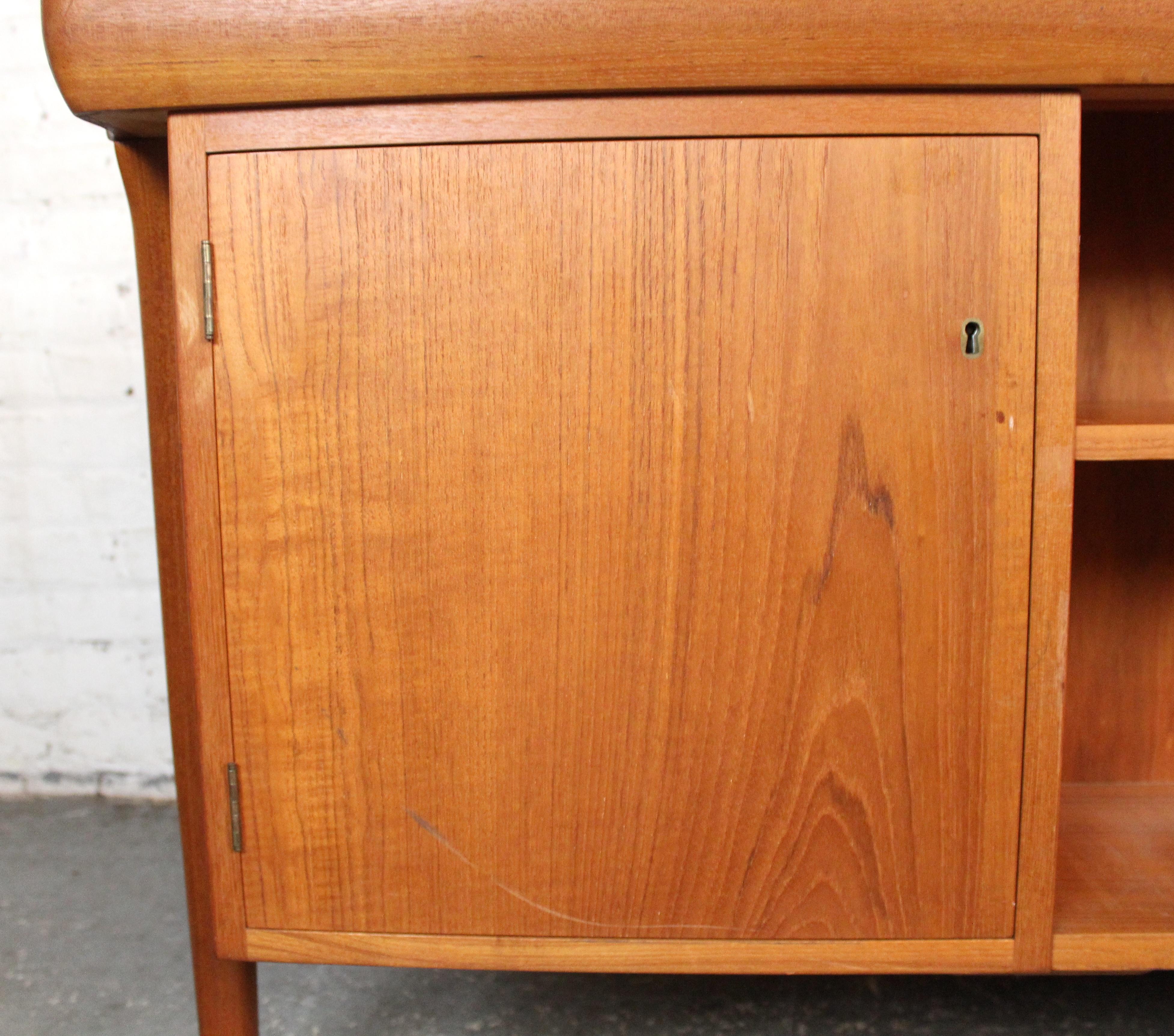 Bureau double en teck 