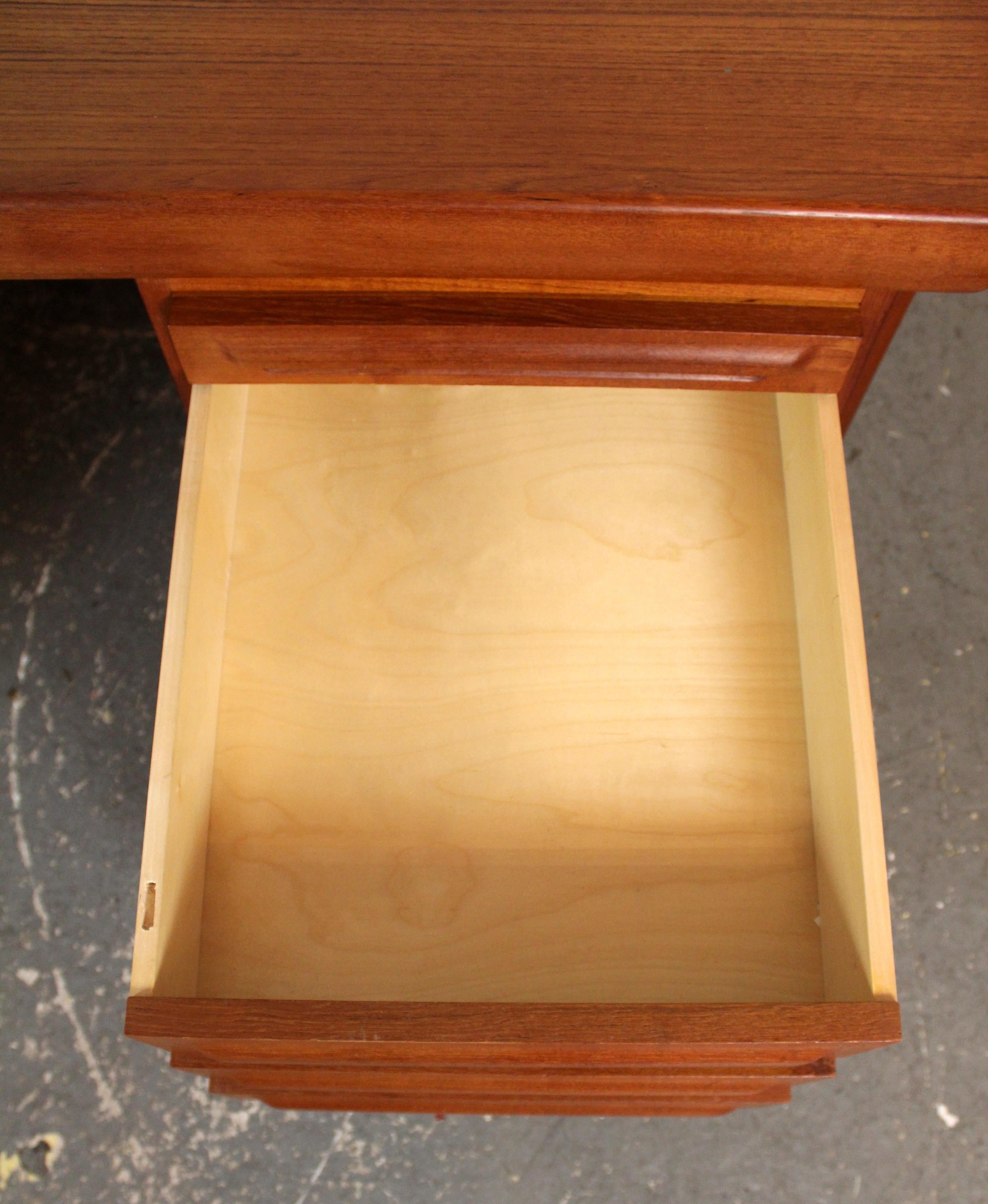 Bureau double en teck 