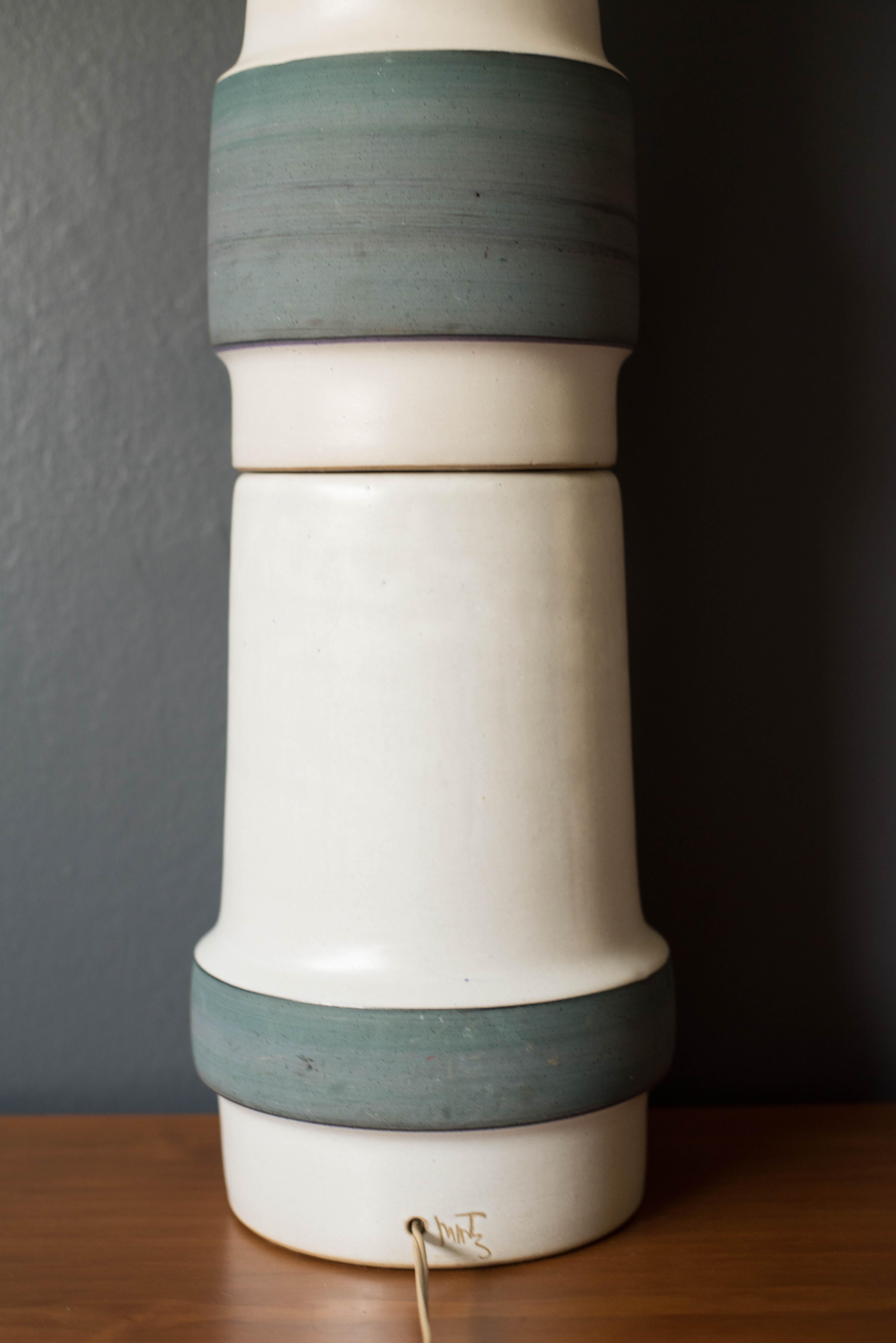 Lampe en poterie empilée doublement en grès du milieu du siècle dernier par Martz en vente 4