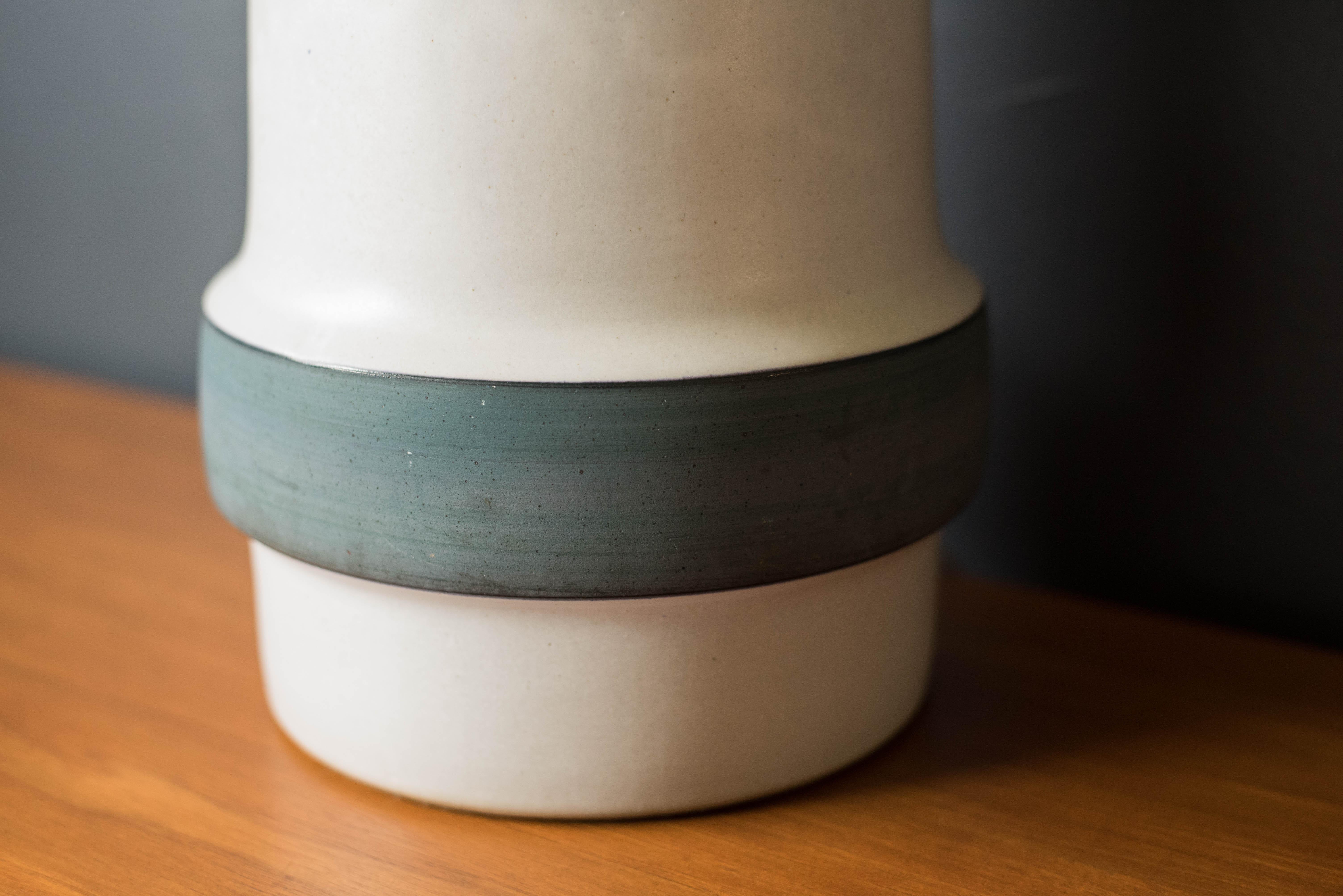 Milieu du XXe siècle Lampe en poterie empilée doublement en grès du milieu du siècle dernier par Martz en vente