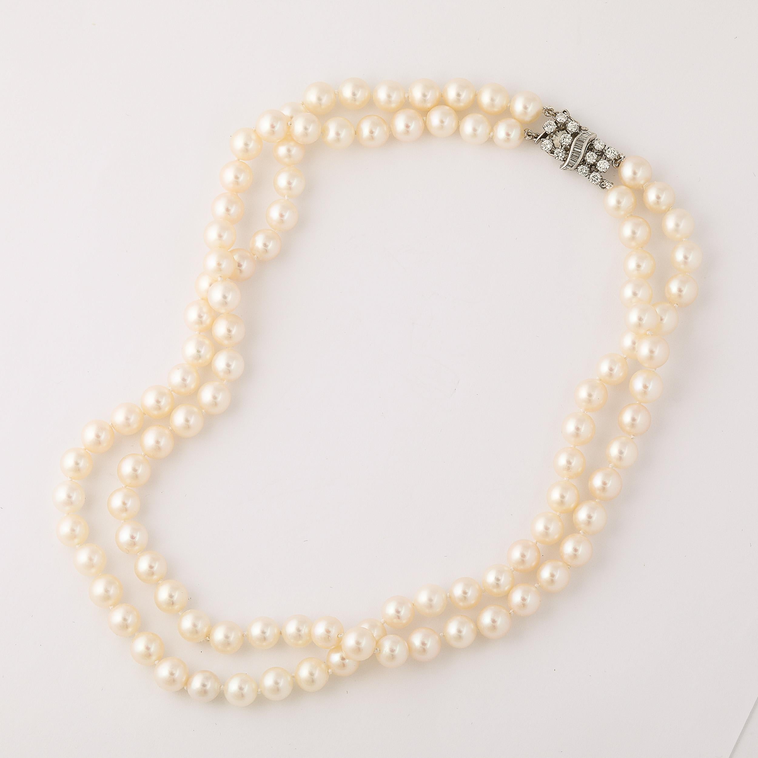 Mid-Century Double Strand Pearls with Diamond Clasp For Sale 4