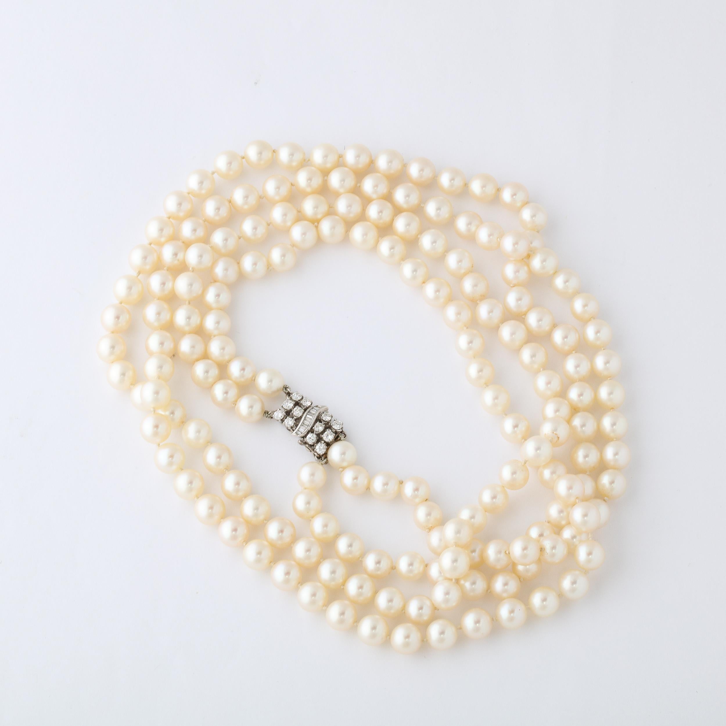 Mid Century Double Strand Pearls with Diamond Clasp For Sale 1