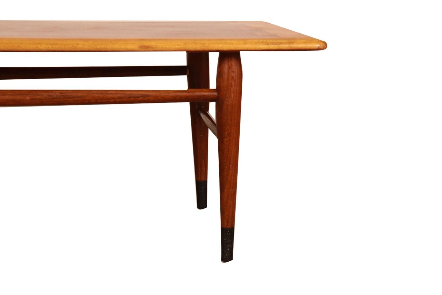Mid-Century Dovetail Coffee Table Lane Acclaim 1