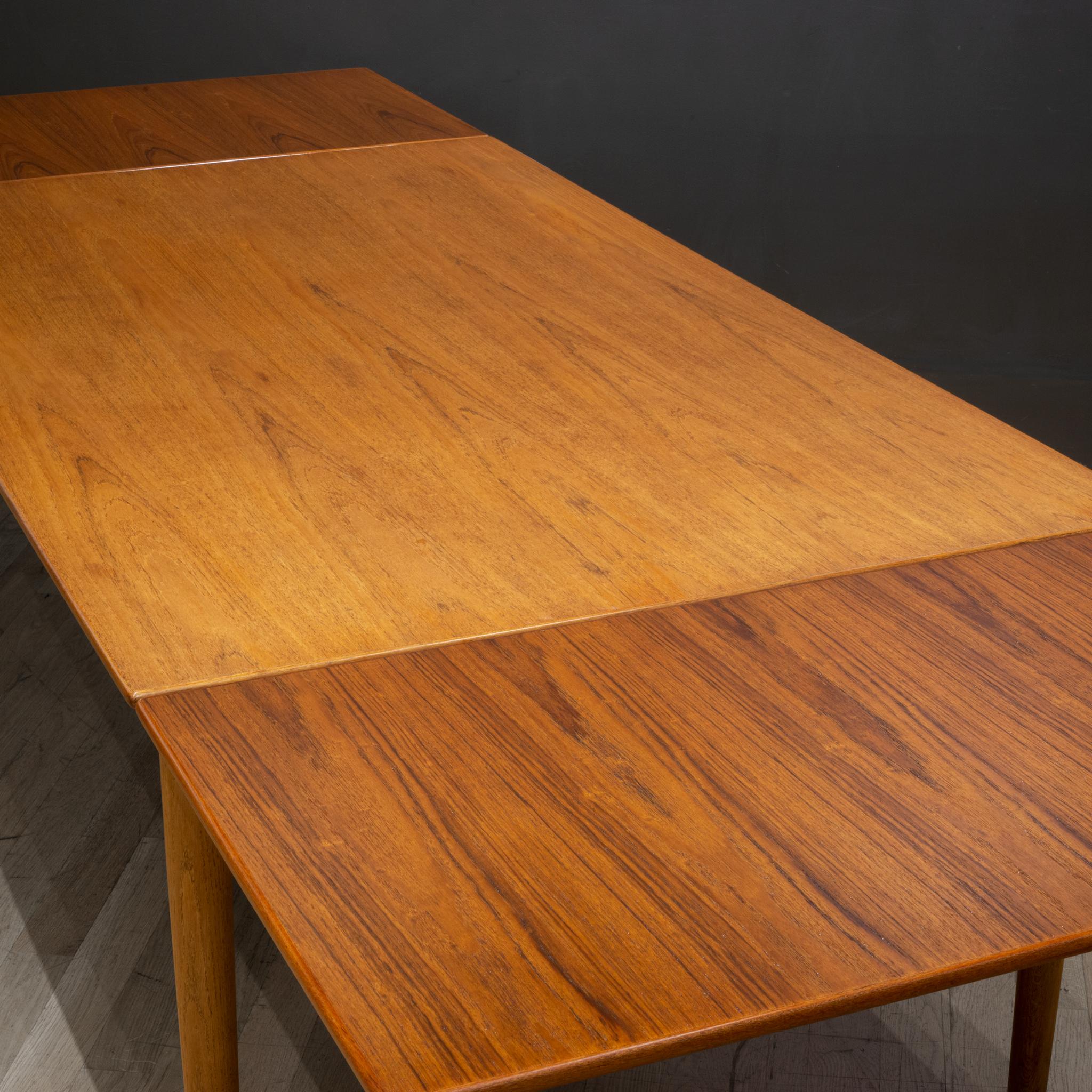 Mid-century Draw Leaf Teak Dining Table c.1960 5
