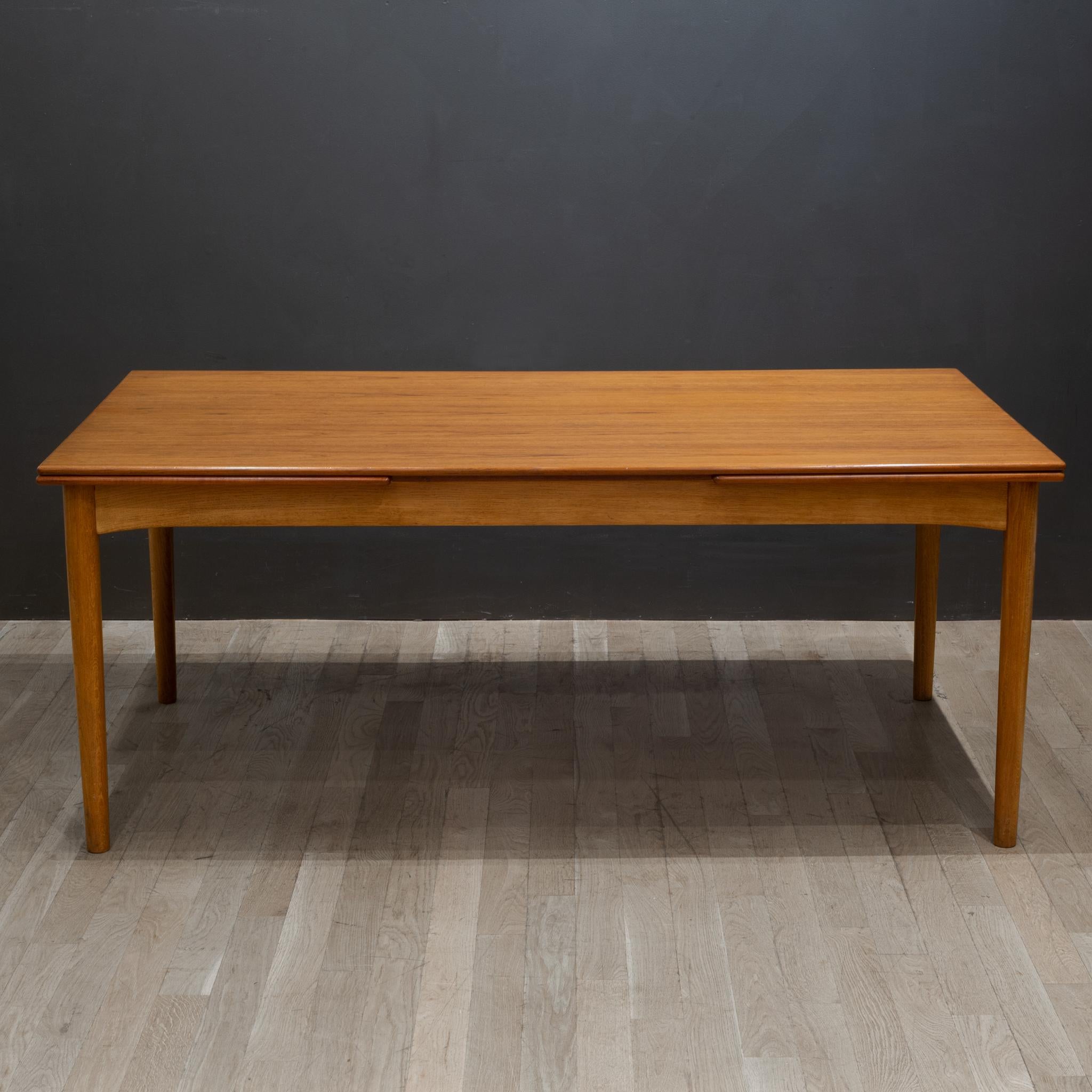 Mid-century Draw Leaf Teak Dining Table c.1960 In Good Condition In San Francisco, CA