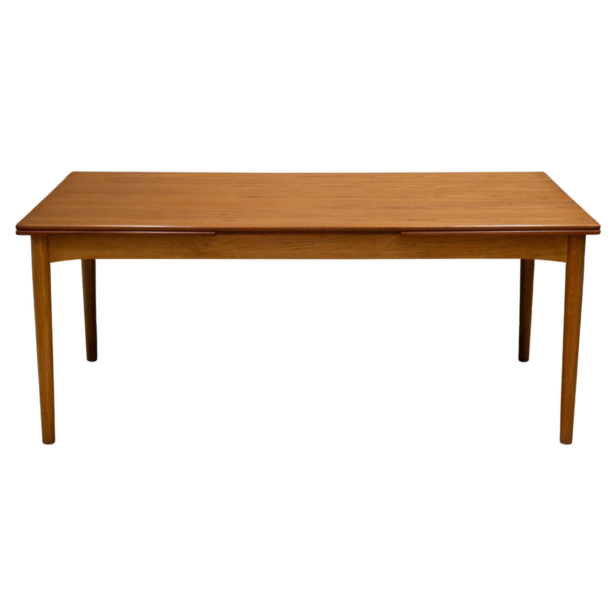 MidCentury Modern Rosewood Draw Leaf Dining Table by Edmund