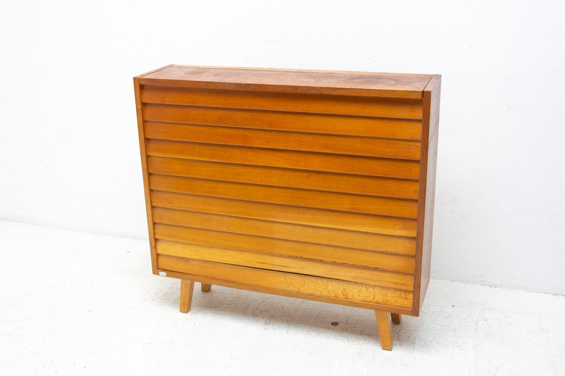 Mid Century Dresser, 1960´S, Czechoslovakia For Sale 7