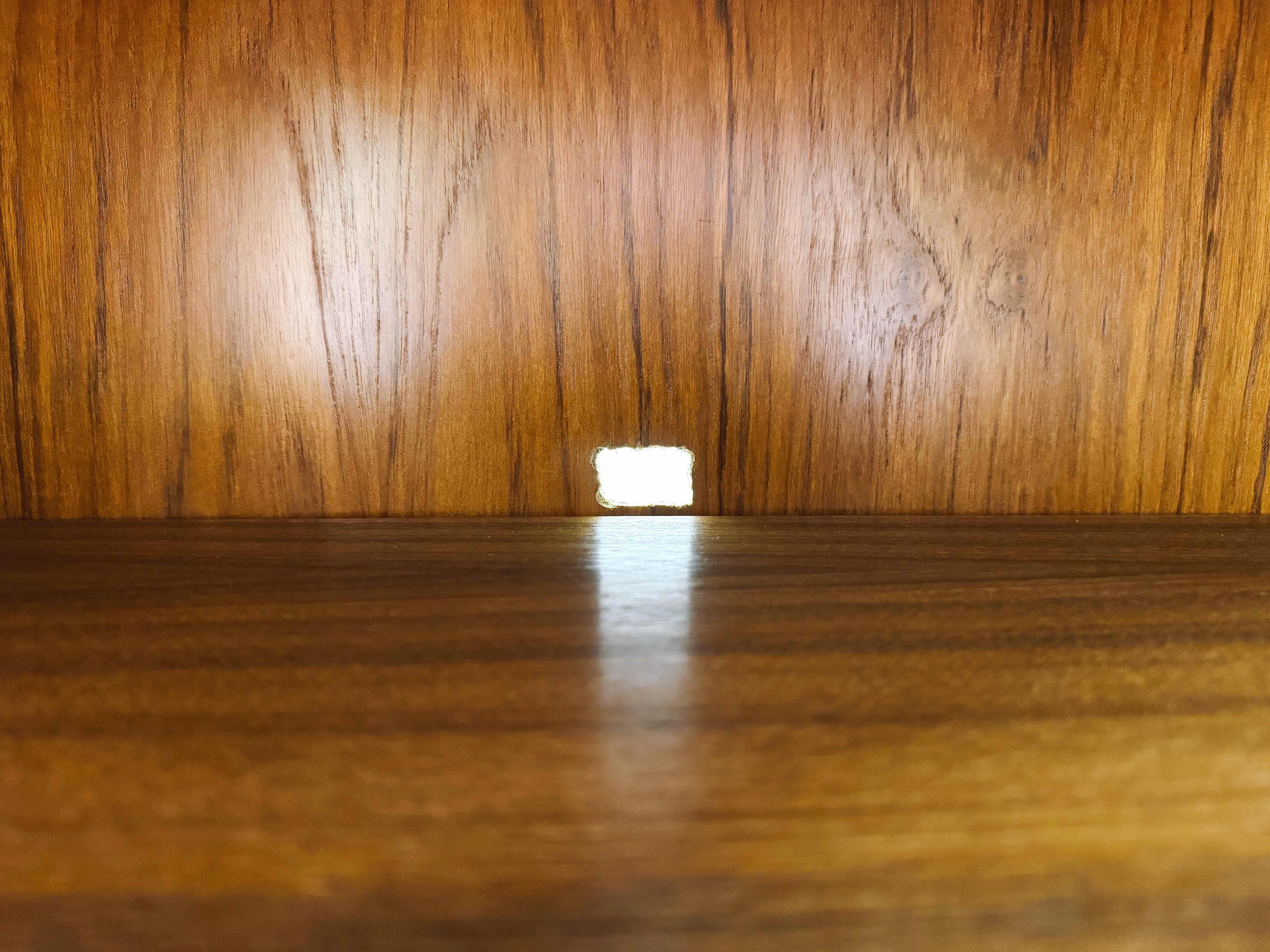Comò di metà secolo Dyrlund teak danese in vendita 2