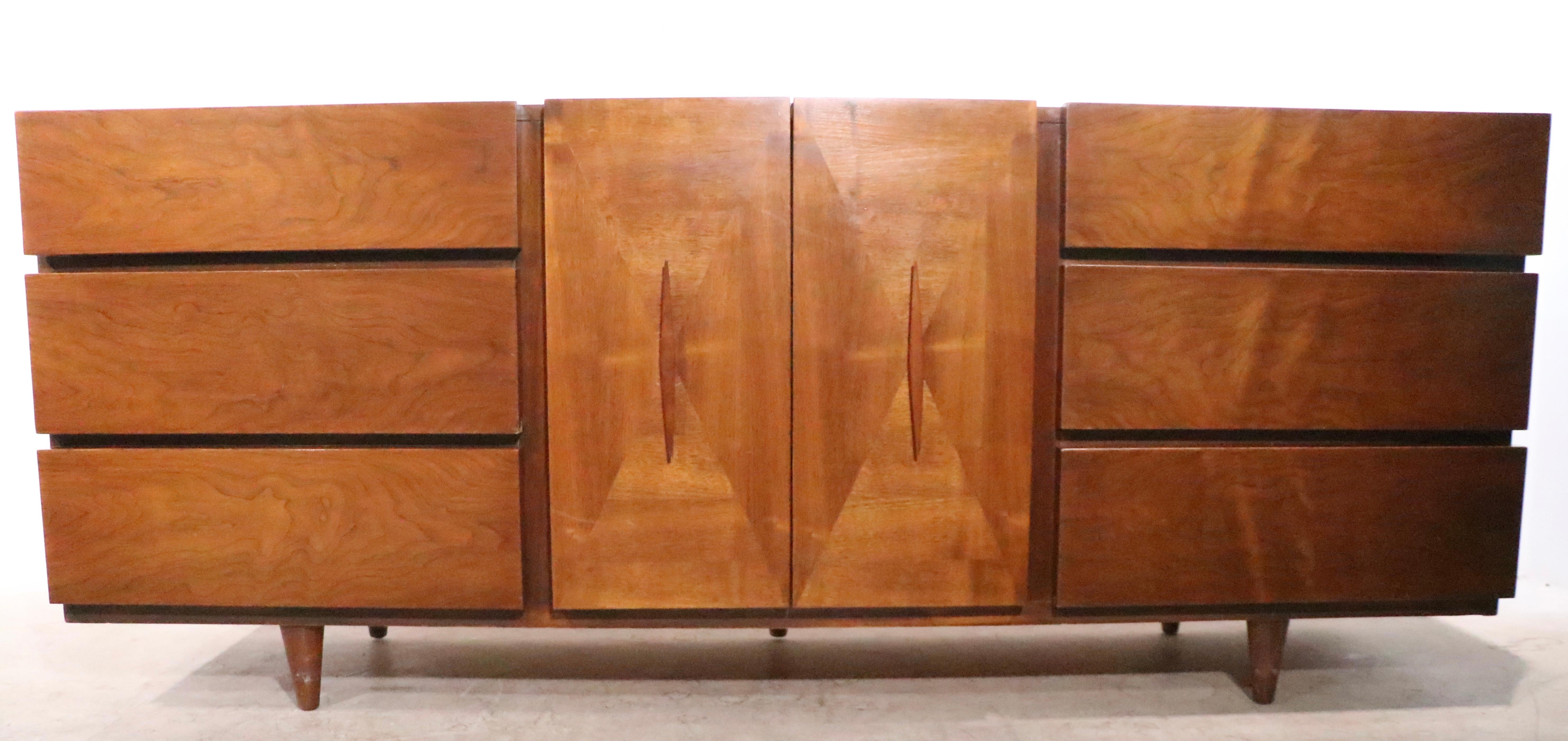 Mid-Century Modern Mid Century Dresser by American of Martinsville, circa 1950s