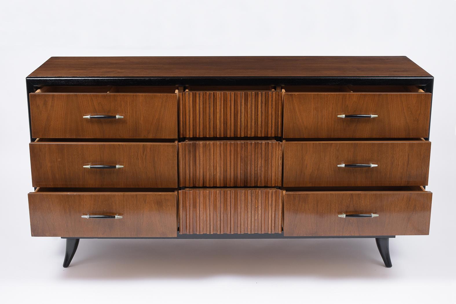 Midcentury Dresser by American of Martinsville In Good Condition In Los Angeles, CA