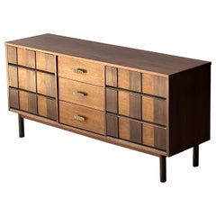 Commode du milieu du siècle par Bassett