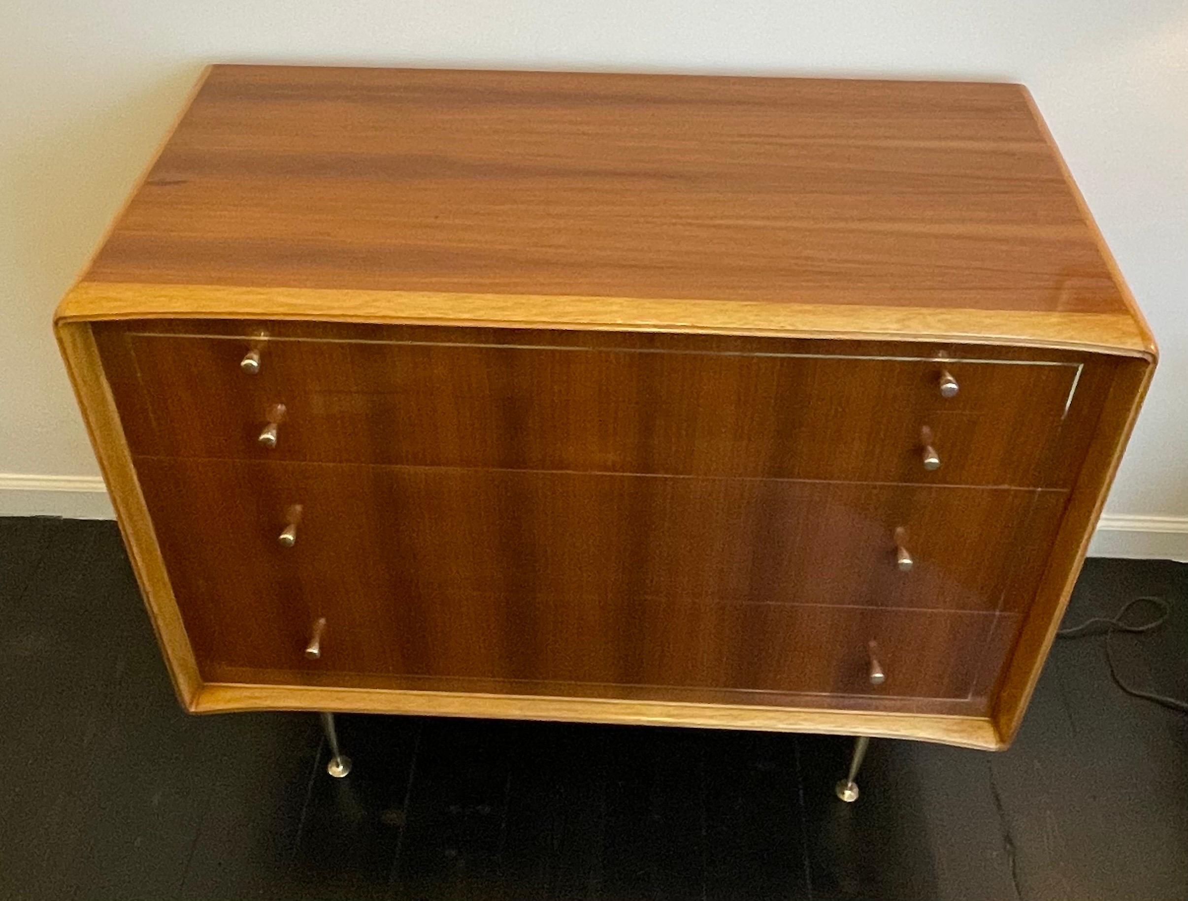 Mid Century Dresser, Teak & Butternut by Erno Fabry, in the Style of Gio Ponte In Good Condition For Sale In Bedford Hills, NY