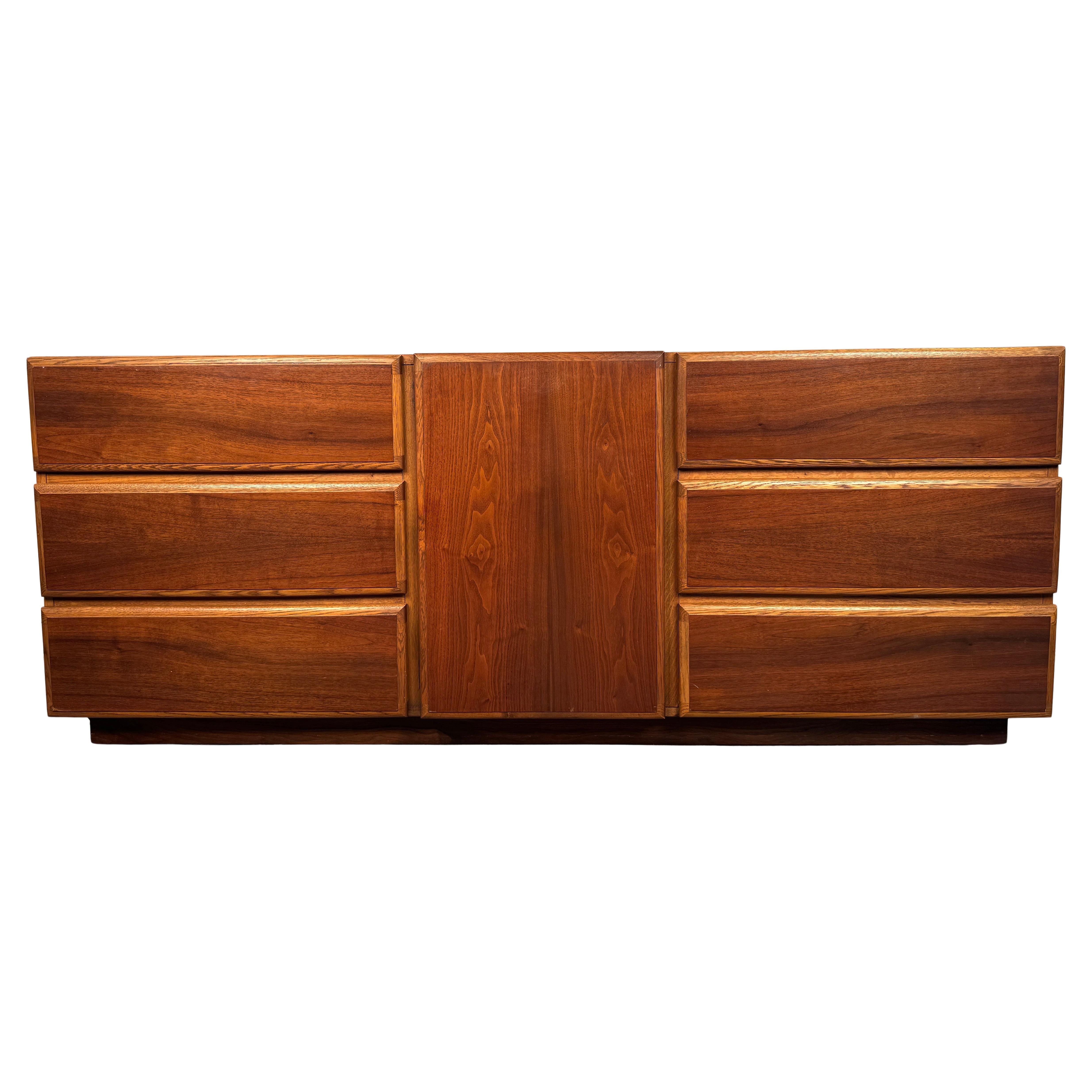 Cassettiera Mid-Century di Lane Furniture