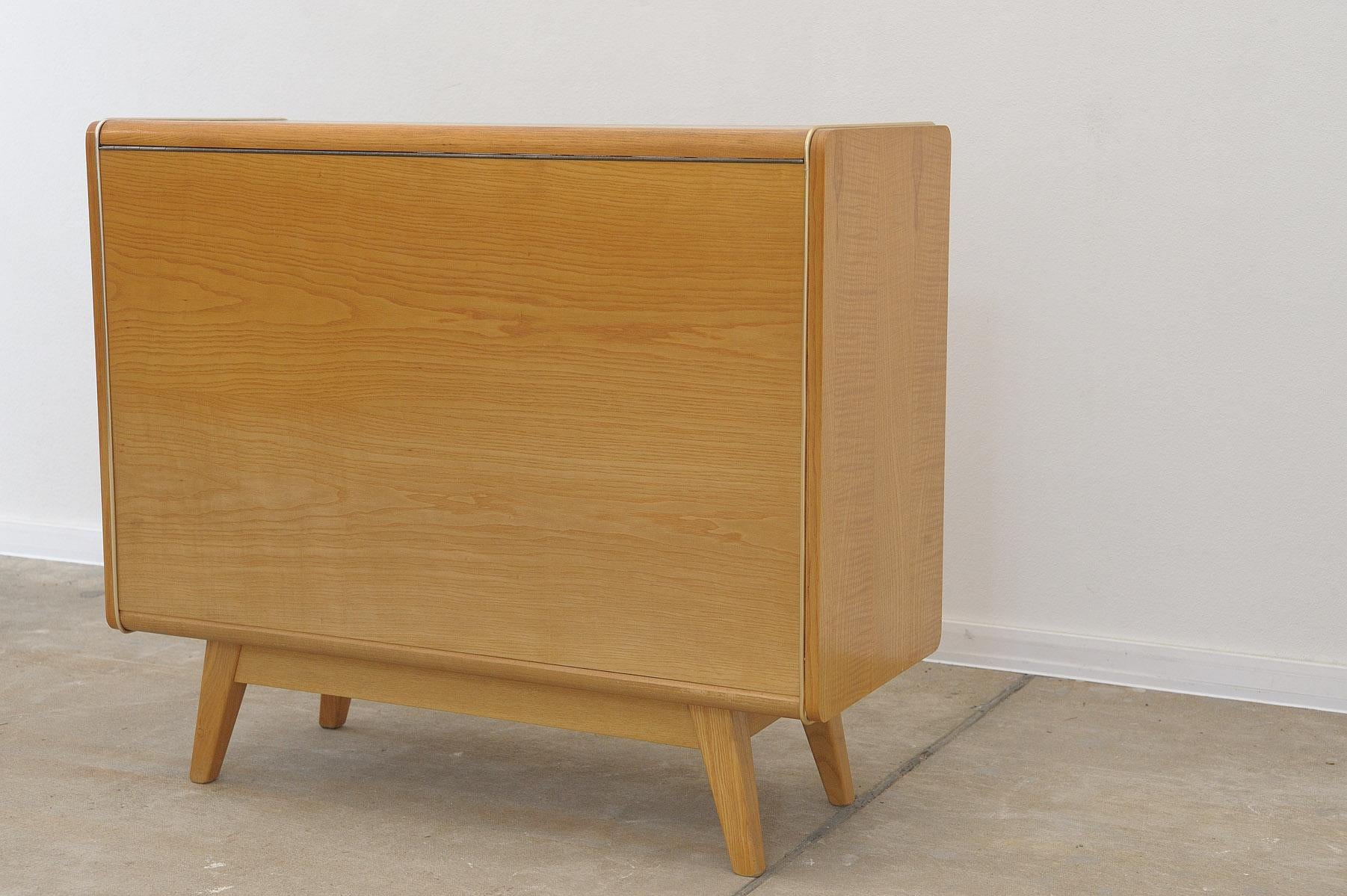 Mid century dresser by Nepožitek & Landsman for Jitona, 1970´s For Sale 9