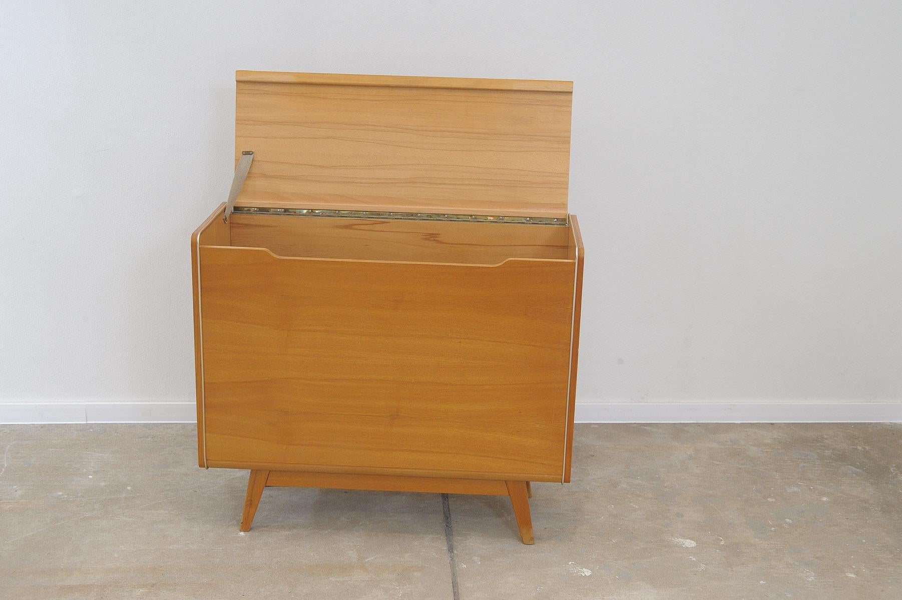 Wood Mid century dresser by Nepožitek & Landsman for Jitona, 1970´s For Sale