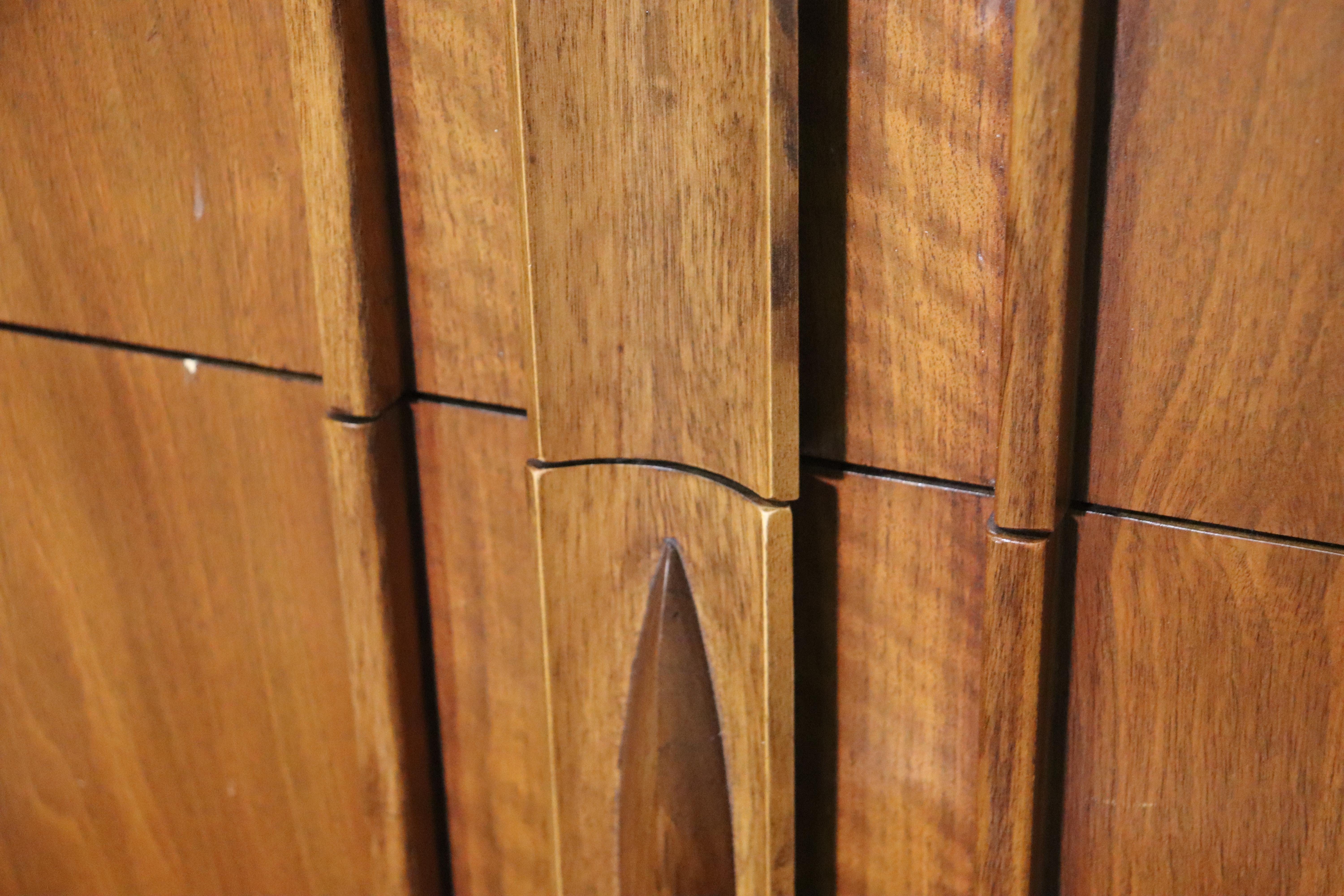 20th Century Mid-Century Dresser by Thomasville For Sale