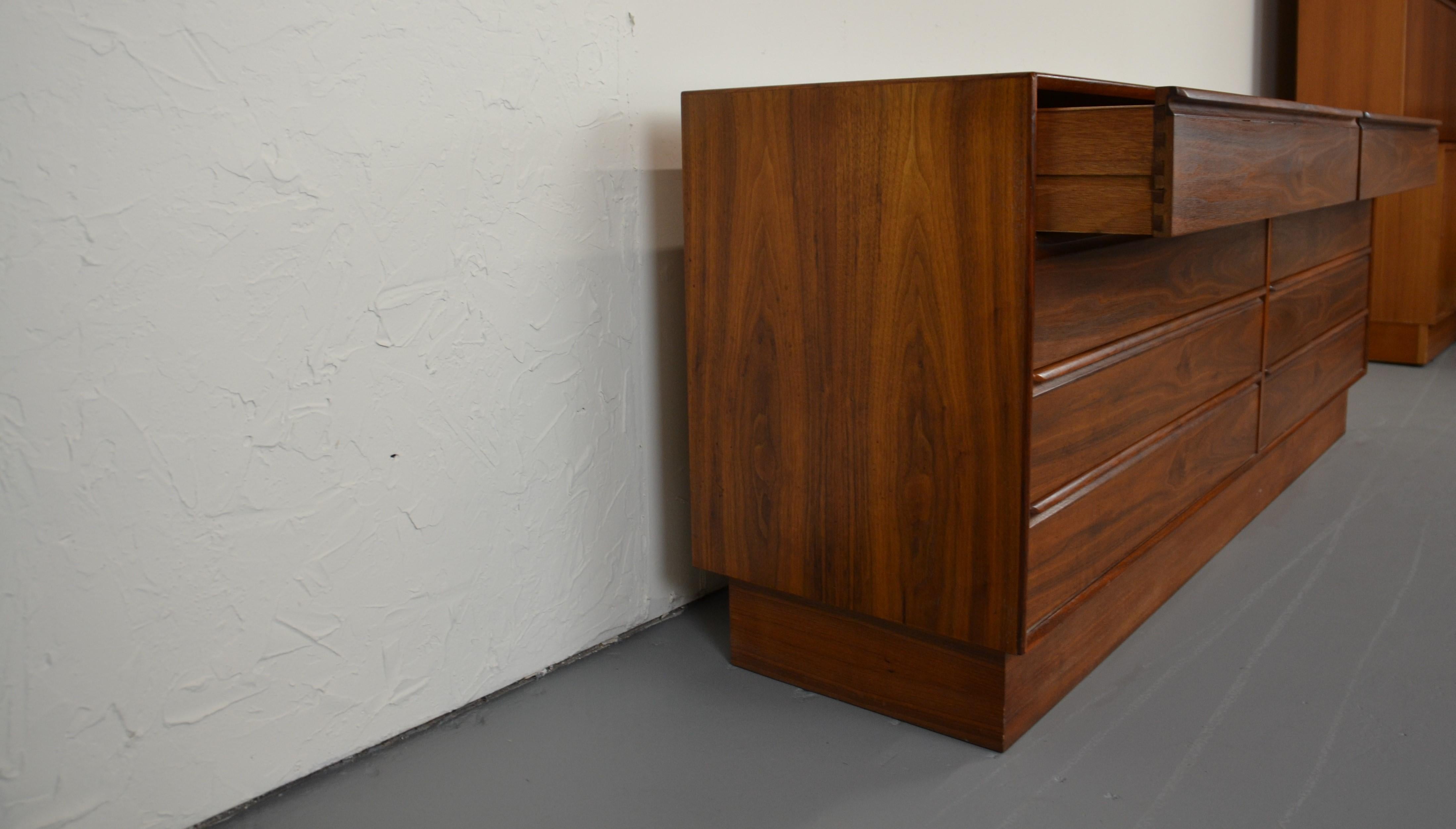 Rosewood Mid-Century Dresser by Westnofa For Sale
