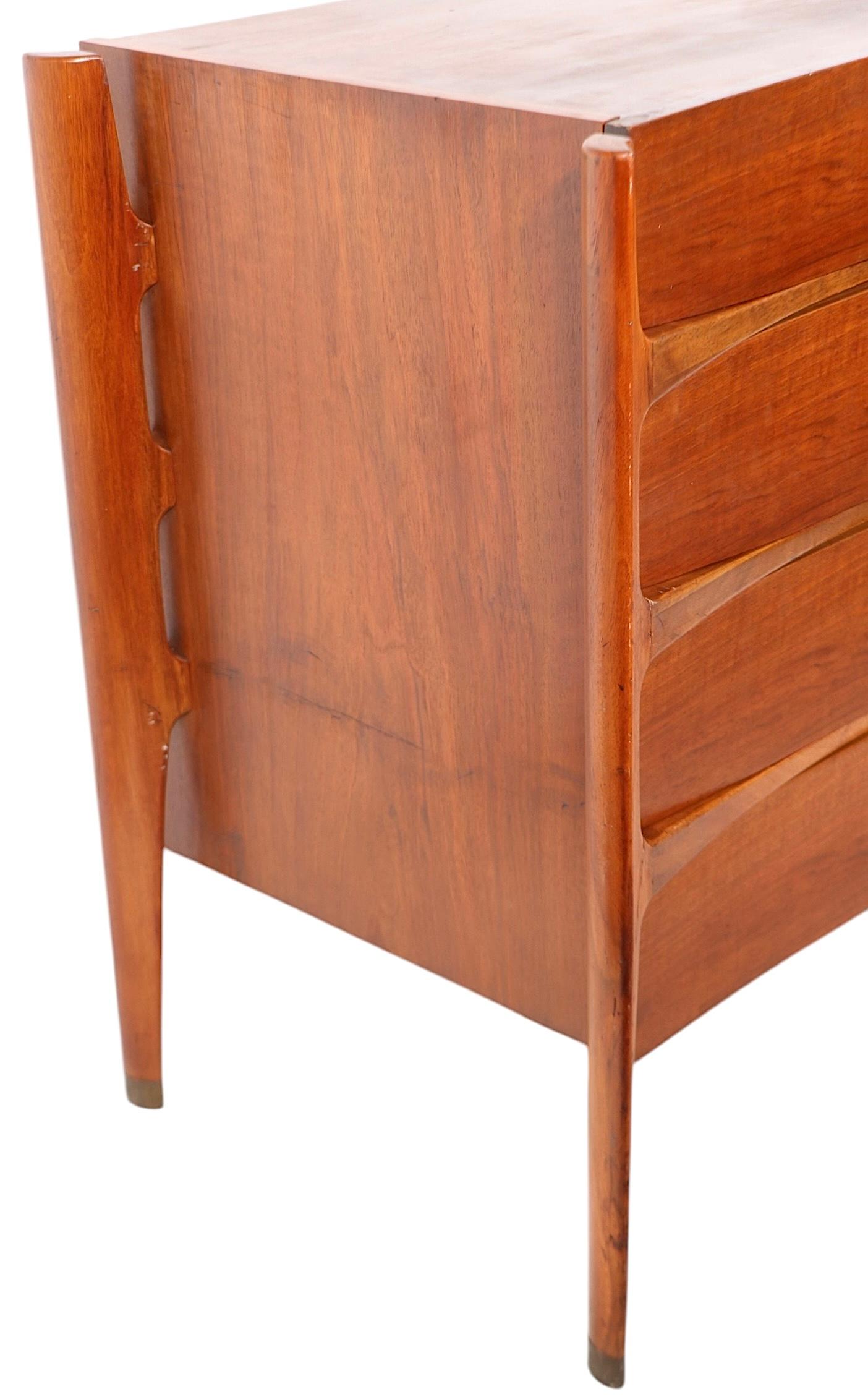 Mid Century Dresser by William Hinn for Urban Furniture made in Sweden c 1950's For Sale 9