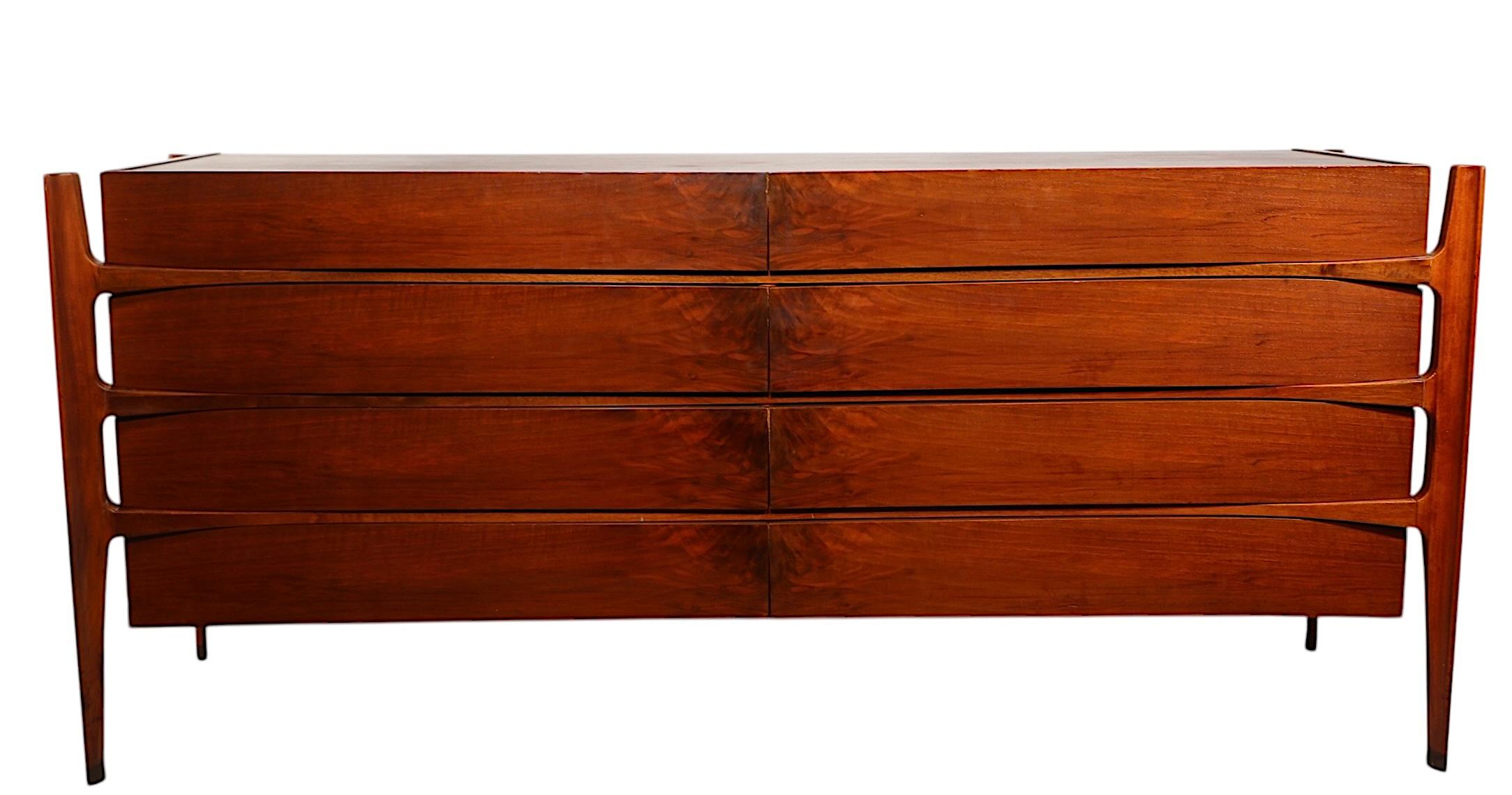 Scandinavian Modern Mid Century Dresser by William Hinn for Urban Furniture made in Sweden c 1950's For Sale