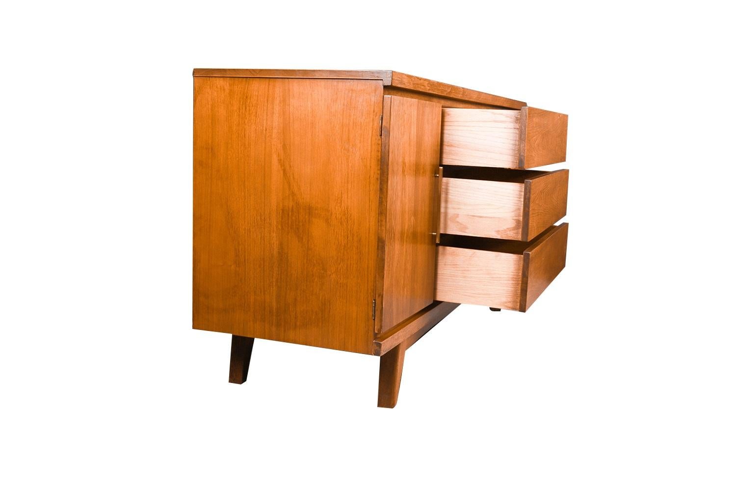 Mid Century Dresser Credenza Brass Pulls For Sale 1