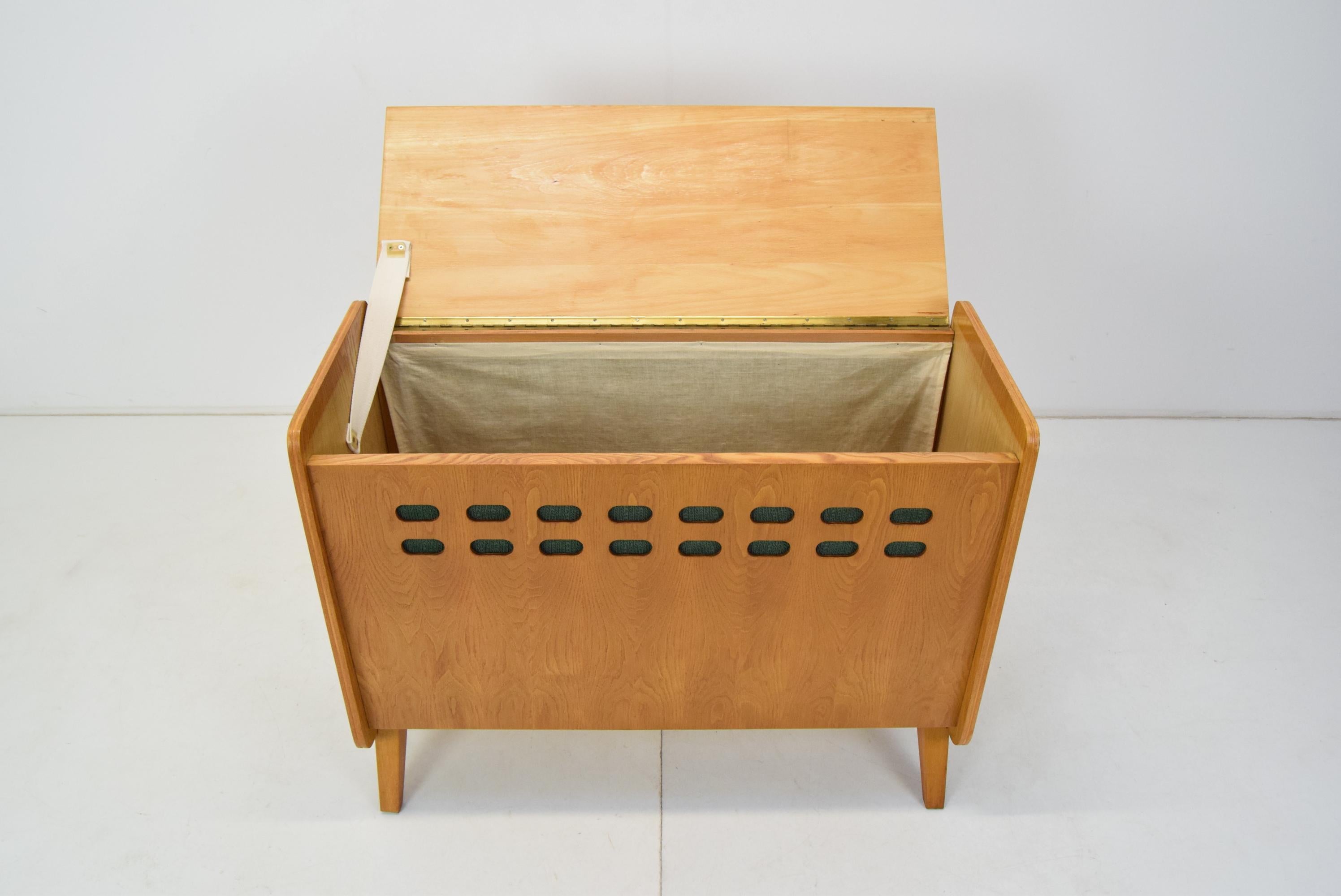 Mid-Century Dresser/Tatra Pravenec, 1960's For Sale 3