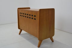 Comò di metà secolo/Tatra Pravenec, anni '60