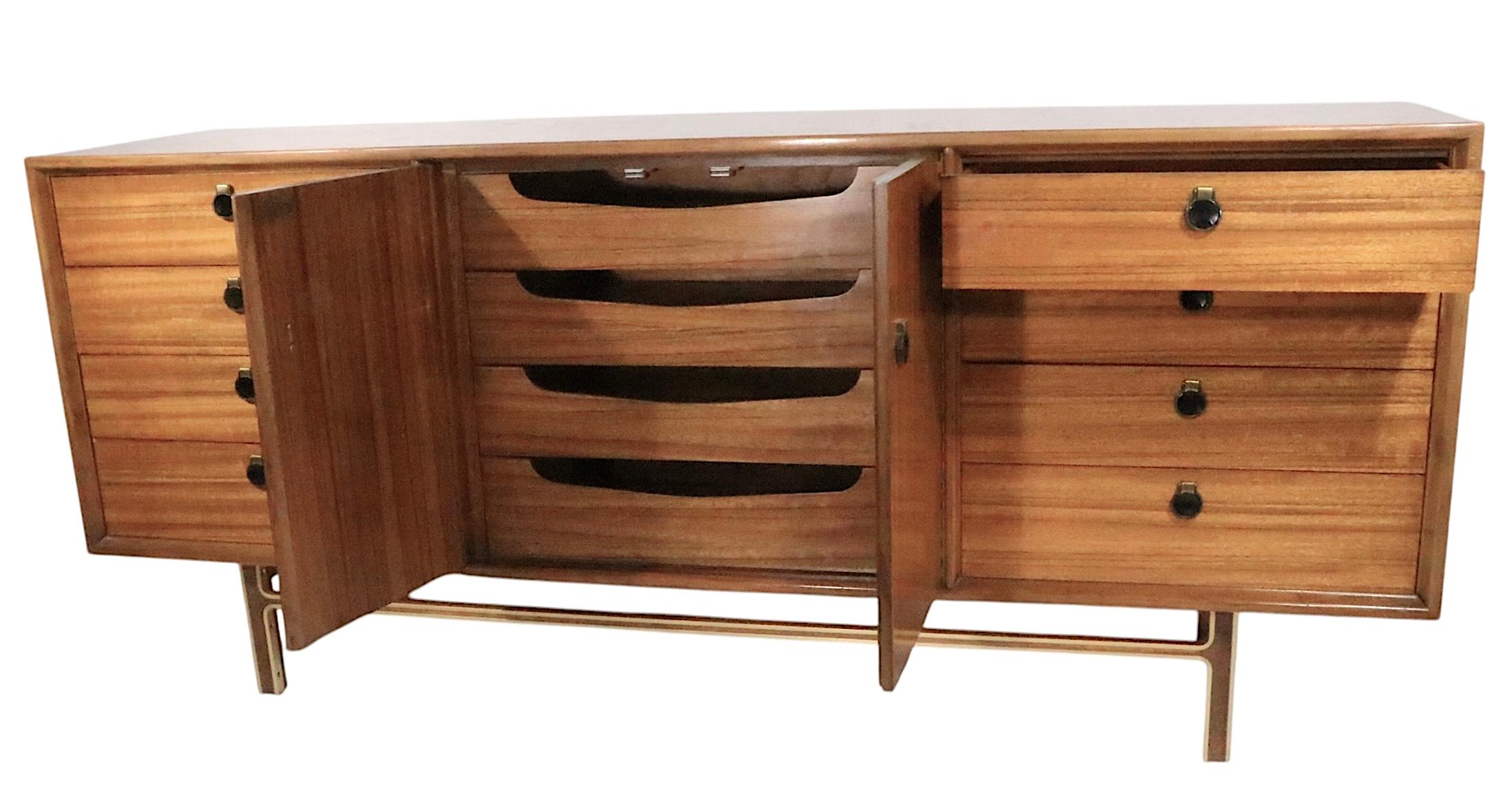 Mid Century Dresser with Twelve Drawers For Sale 3