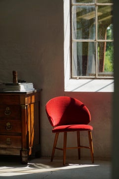 Mid-Century Dressing Chair in Oak & Red Velvet, By a Danish Cabinetmaker, 1950s
